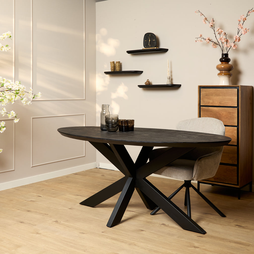 Esstisch Jacky Oval Schwarz – Massivholztisch aus Mangoholz mit schwarzem Metallgestell, 160 x 90 x 76 cm, 6 cm Platte