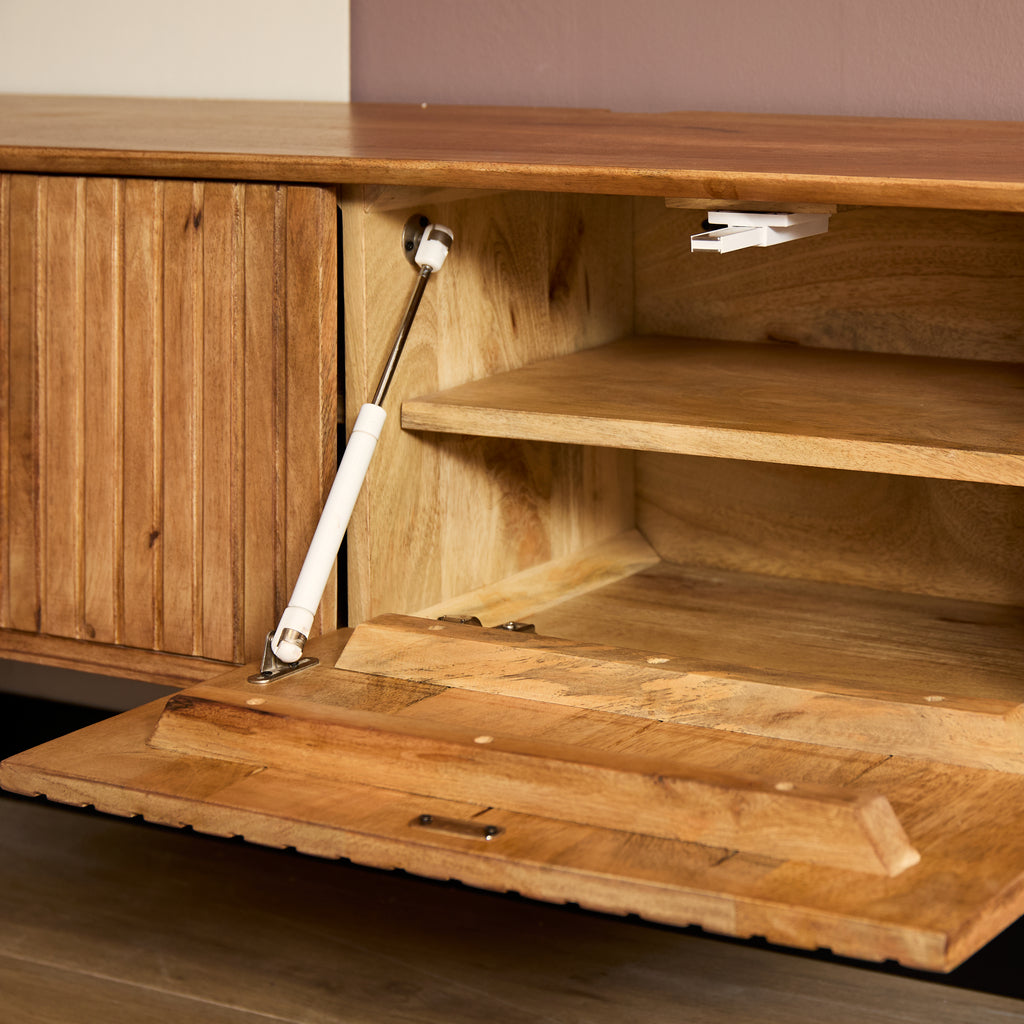 TV-Board Mandy Naturel – Schwebendes Lowboard aus Mangoholz mit Lamellentüren & Push-to-Open, 280 x 35 x 30 cm, modernes TV-Board