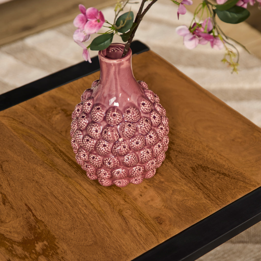 Beistelltisch Bori – Tisch aus Mangoholz & Metall mit Unterregal, klar lackiert, 60 x 60 x 45 cm