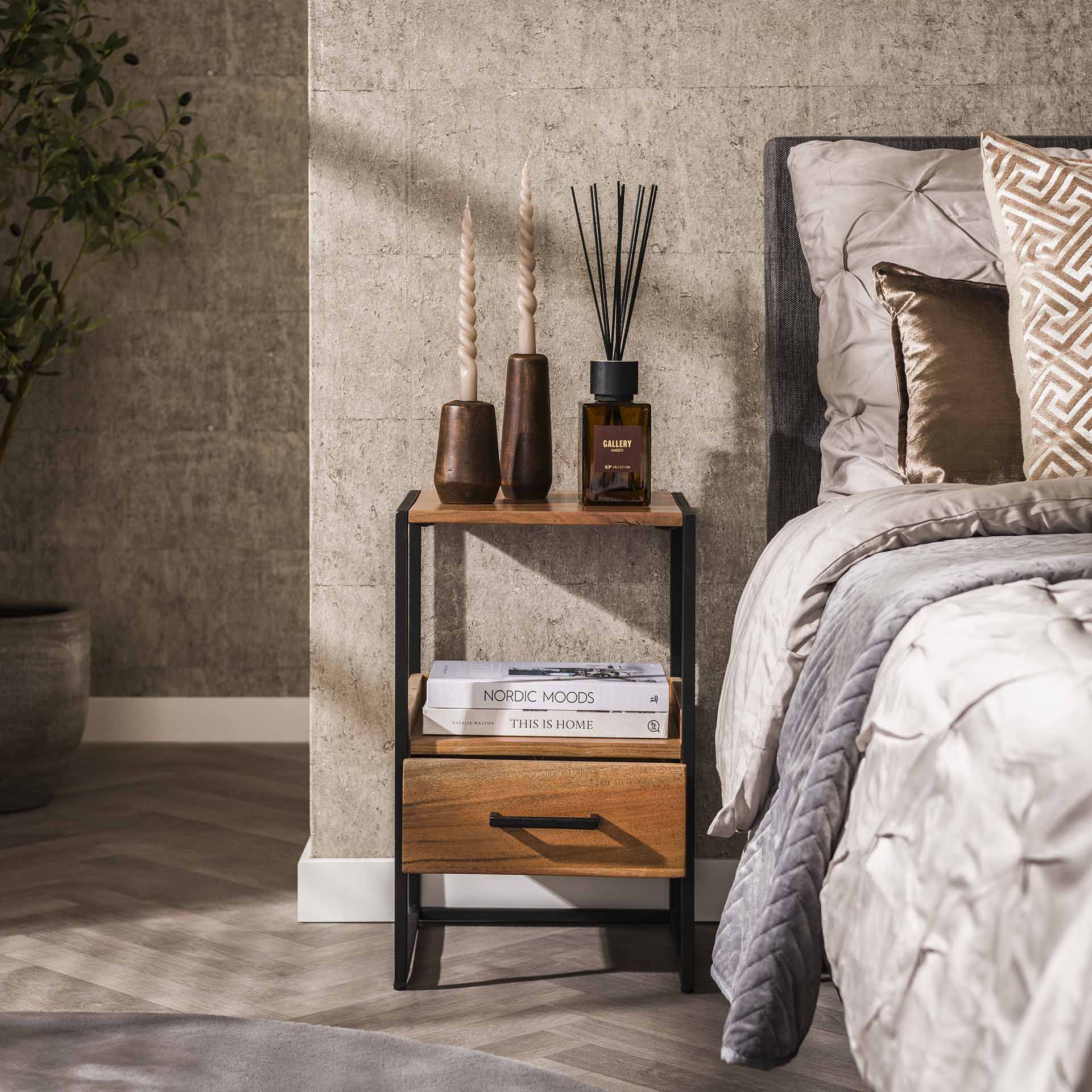 Beistelltisch – Linea Classic – Massivholz Akazie natur