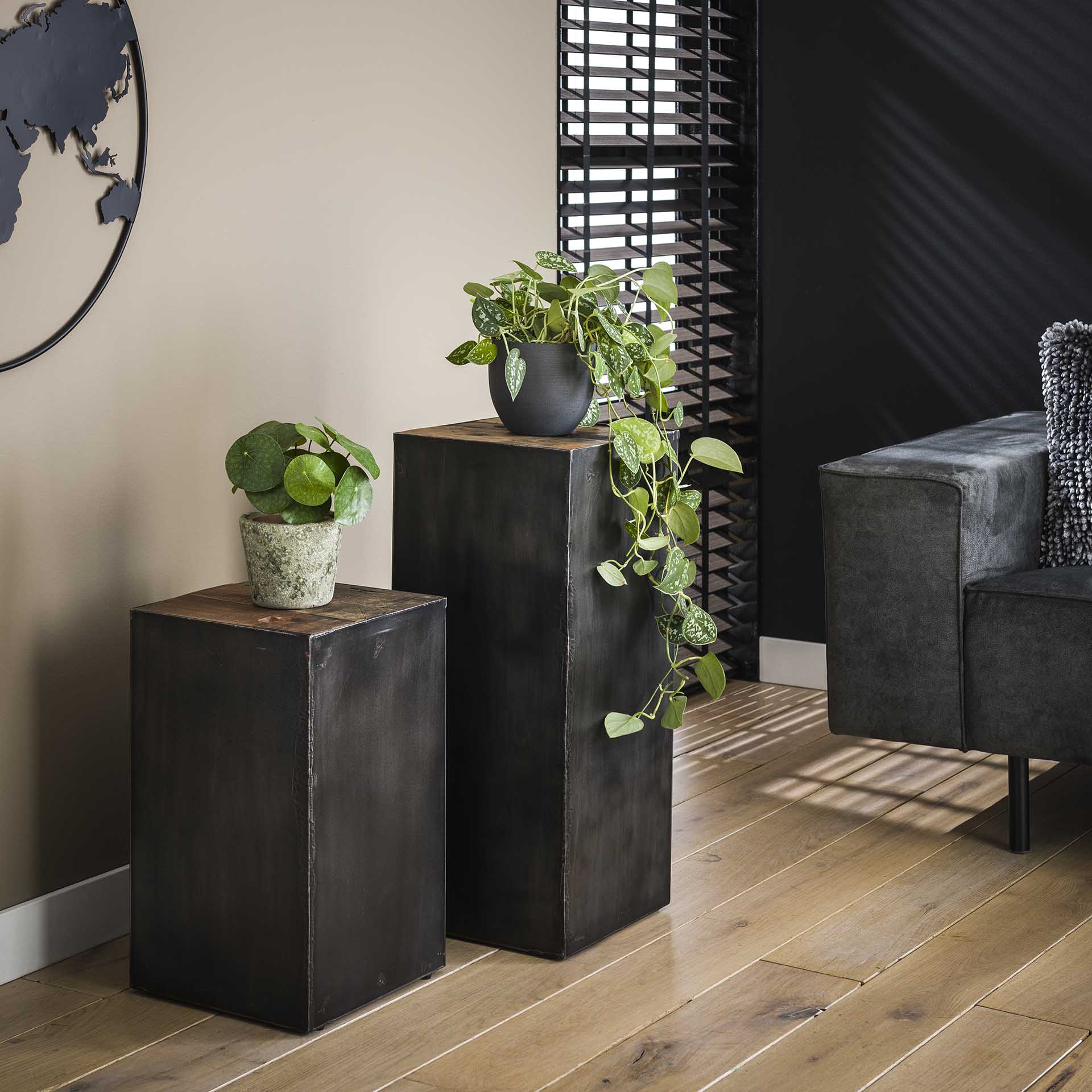 Beistelltisch – Avento Home – Robustes Hartholz