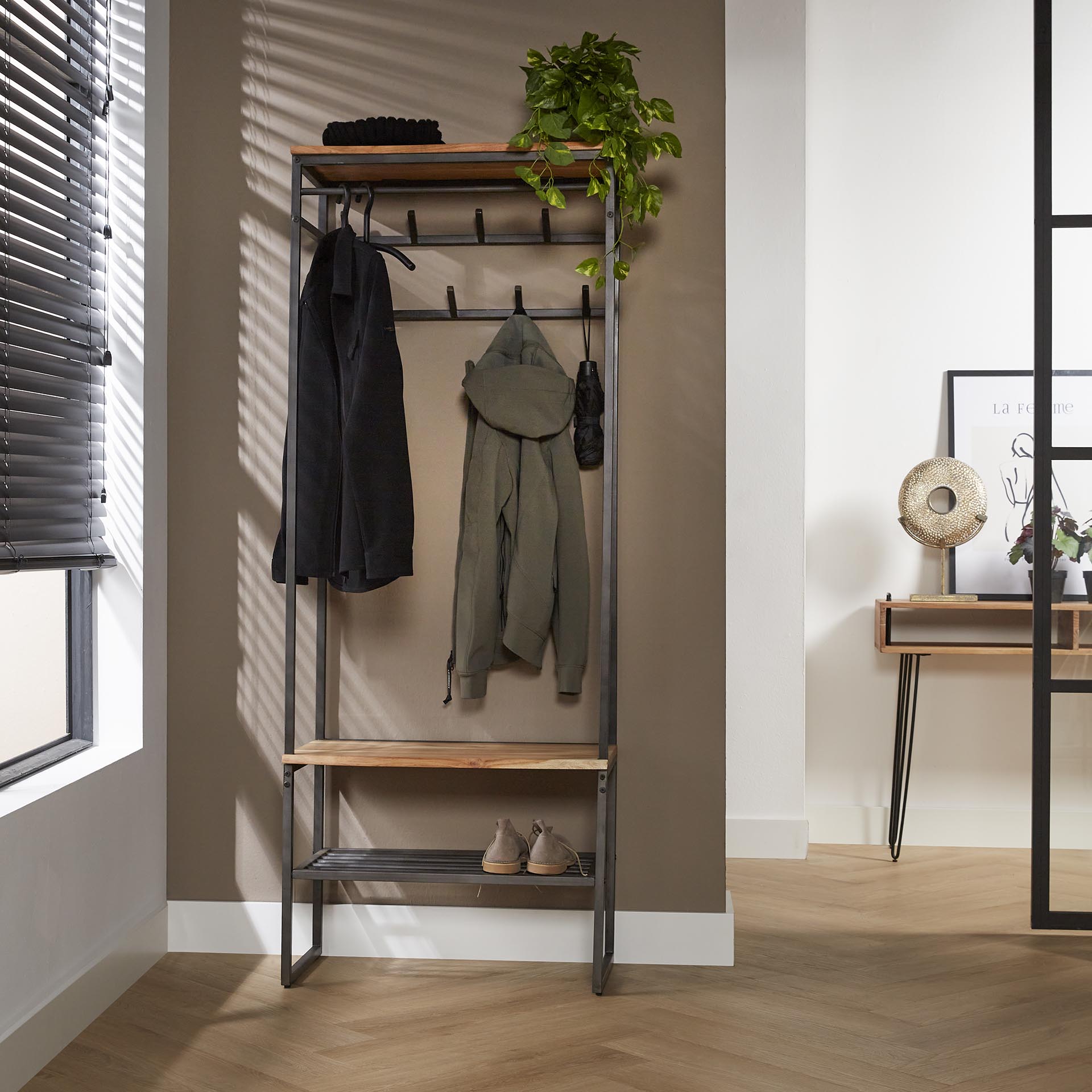 Garderobe – Novum Loft – Massivholz Akazie natur