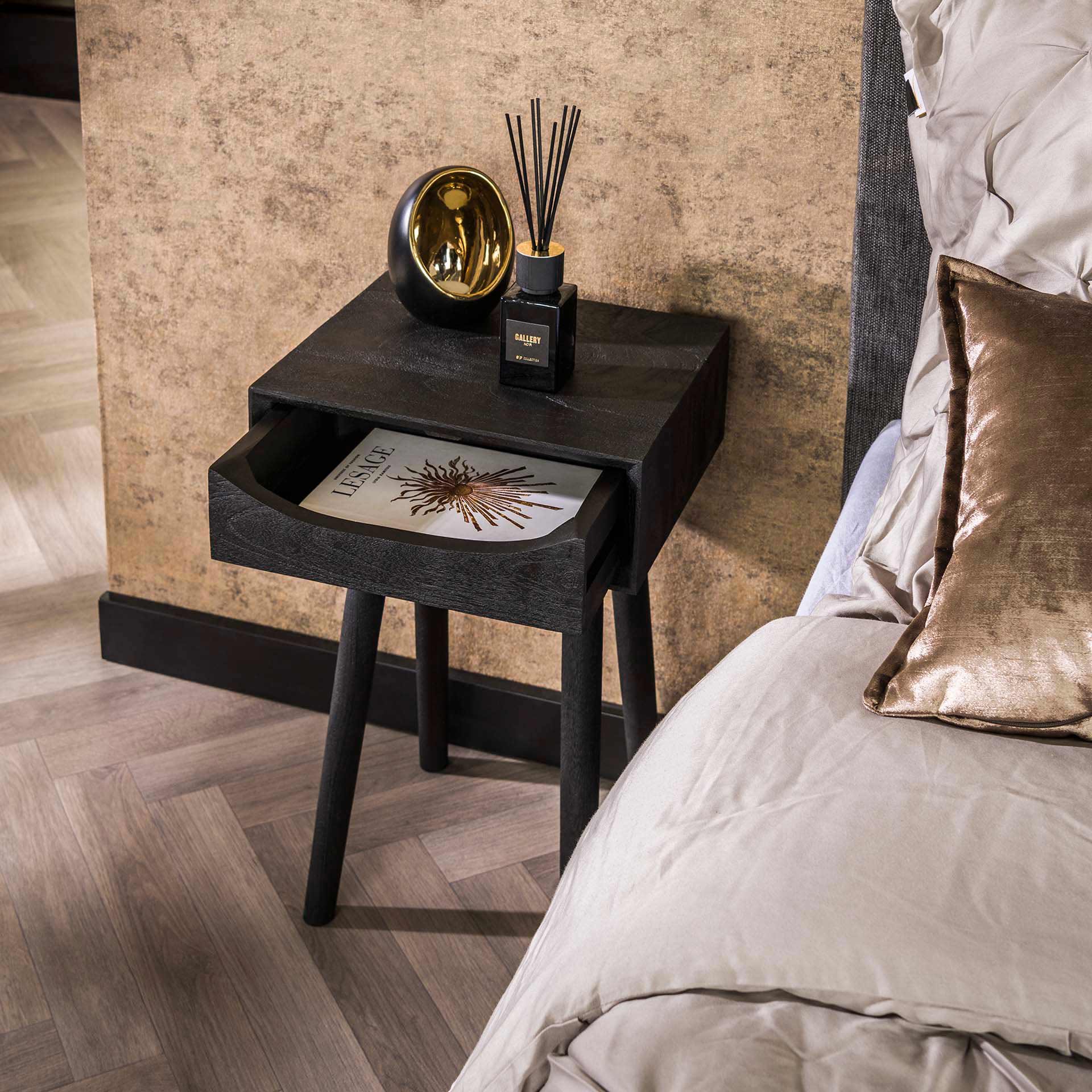 Beistelltisch – Avani Home – Massivholz Akazie schwarz