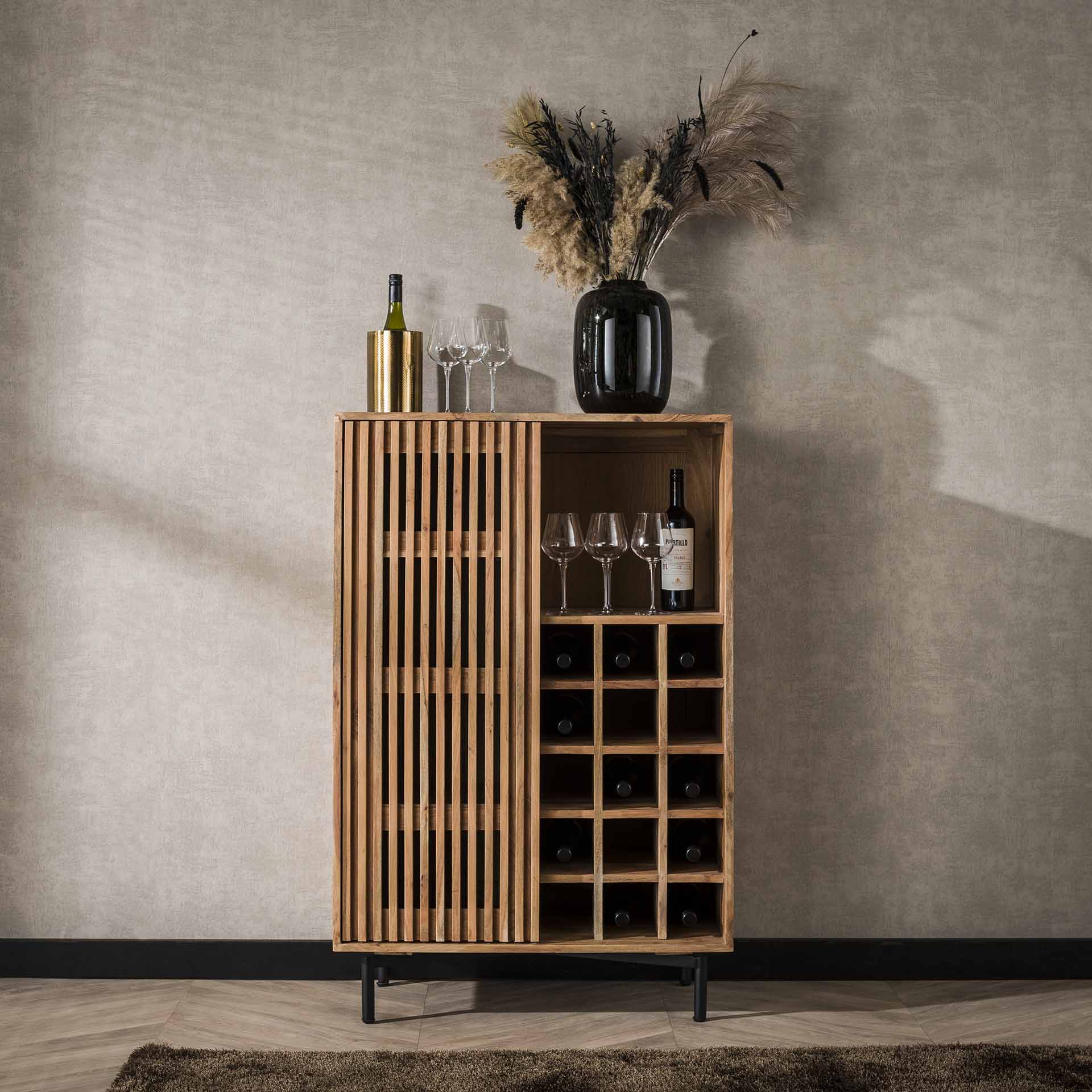 Weinschrank Lamorra 80x43x122 cm – Akazienholz mit Lamellen-Schiebetür, 15 Flaschenfächer & Stauraumregale