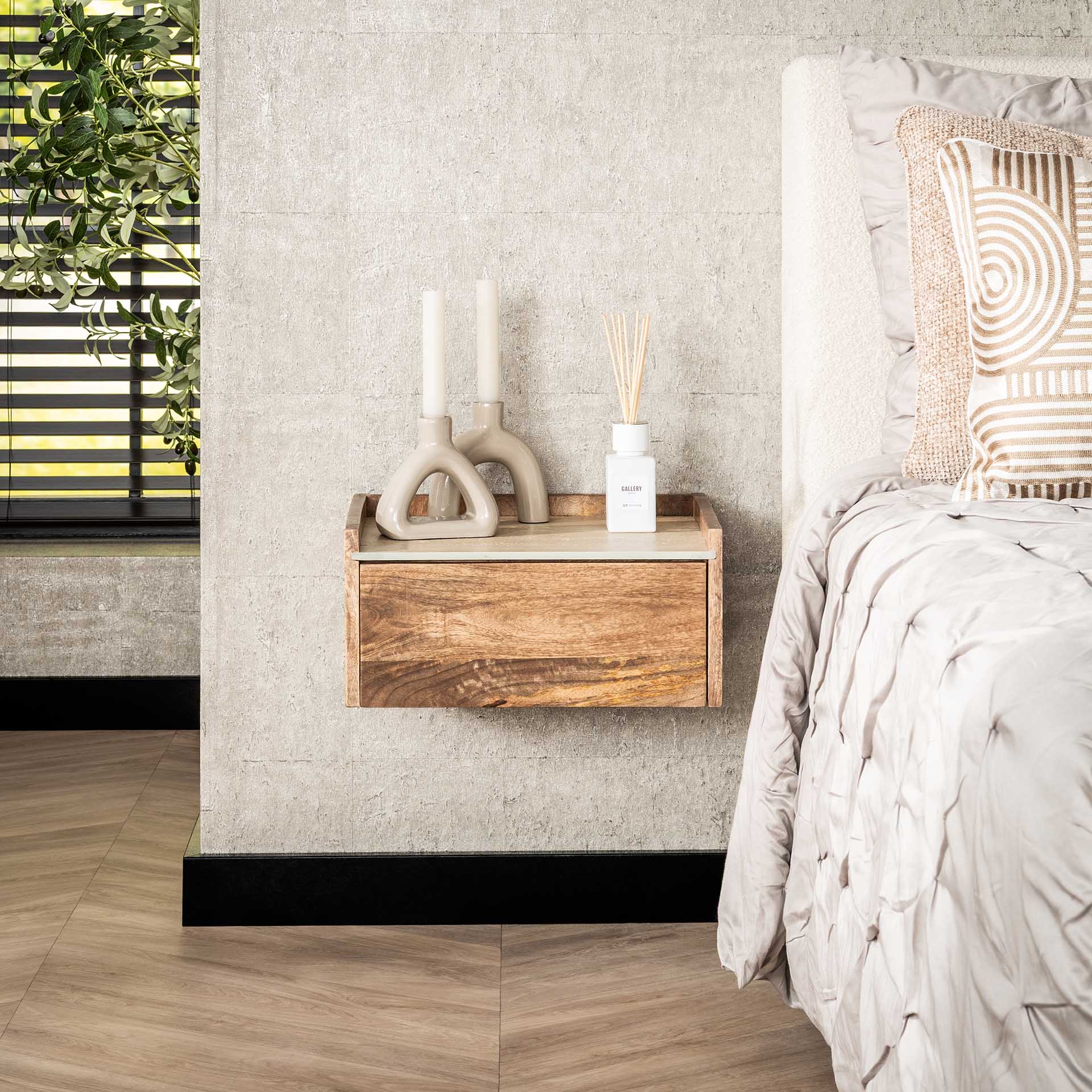 Beistelltisch – Lumina Modern – Massivholz Mango Sandfarbe