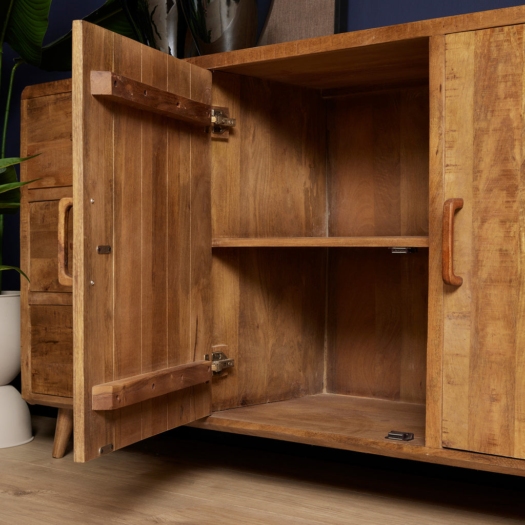 Sideboard Raven 180x45x90 cm – modernes Mangoholz Sideboard mit dekorativer Streifenfront & viel Stauraum