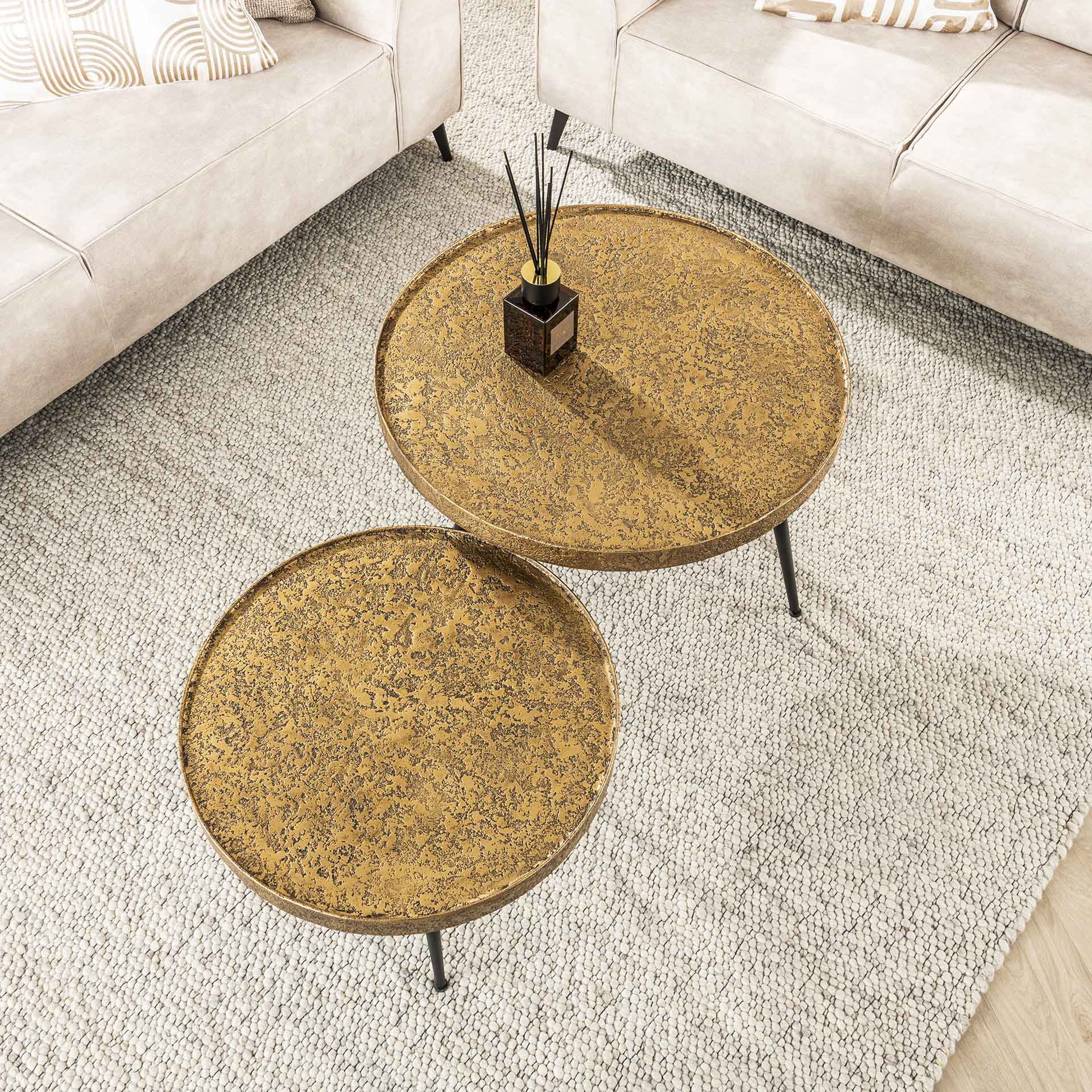 Couchtisch-Set Cirano – 2er-Set runde Tische mit aufrechtem Rand in Antik Bronze, Metall-Design, Ø74 x 50 cm