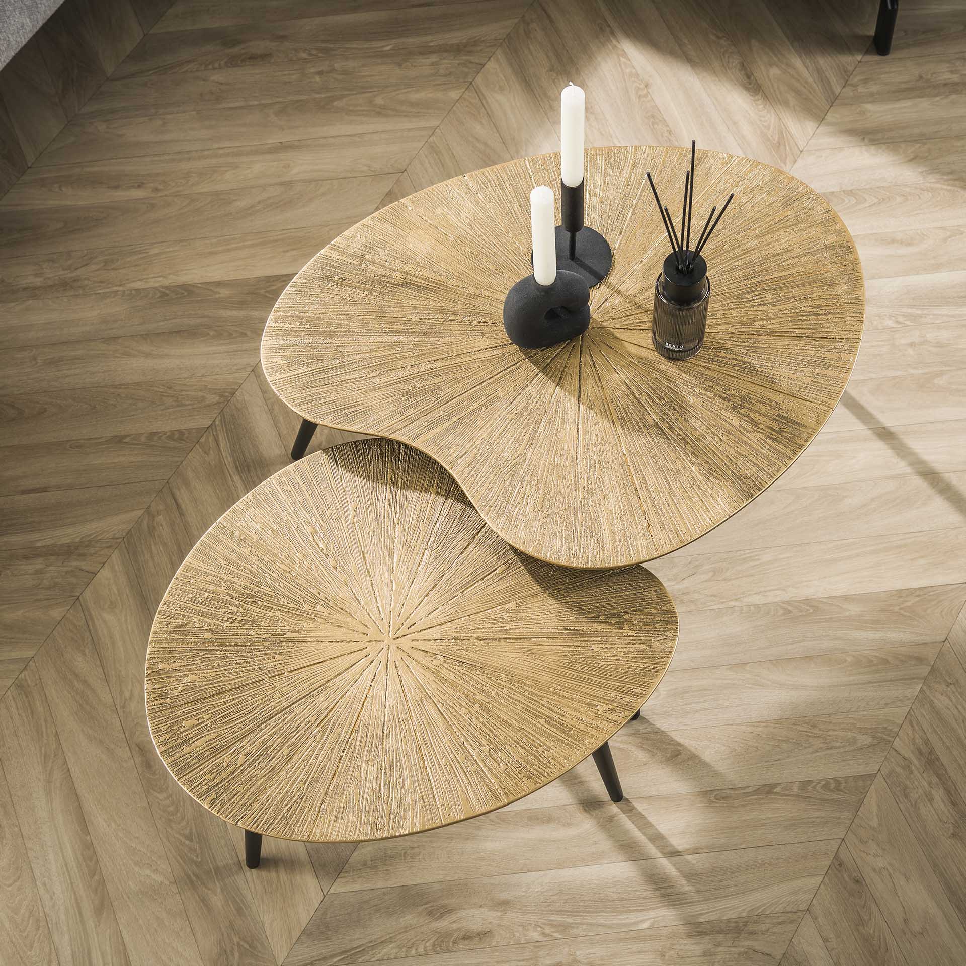 Couchtisch-Set Vareno – 2er-Set Nierenform Tische aus Metall in Antik Bronze/Gold, modernes Design, 71 x 56 x 40 cm
