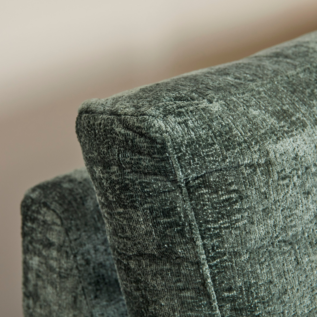 MeinLieblingsplatz Sofa Veronika – 2,5-Sitzer Couch mit Ottomane, Chenille Stoff Grün, 264 x 192 cm