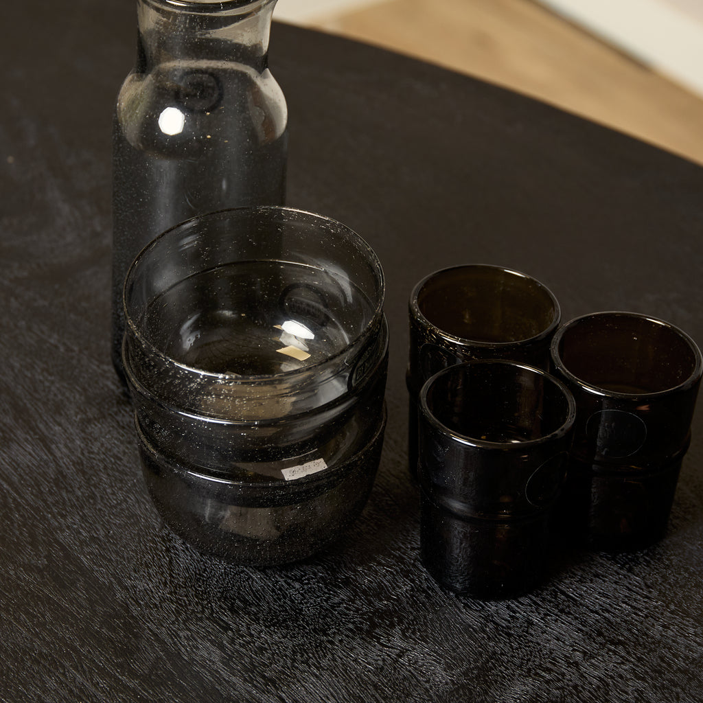Esstisch Jacky Oval Schwarz – Massivholztisch aus Mangoholz mit schwarzem Metallgestell, 160 x 90 x 76 cm, 6 cm Platte