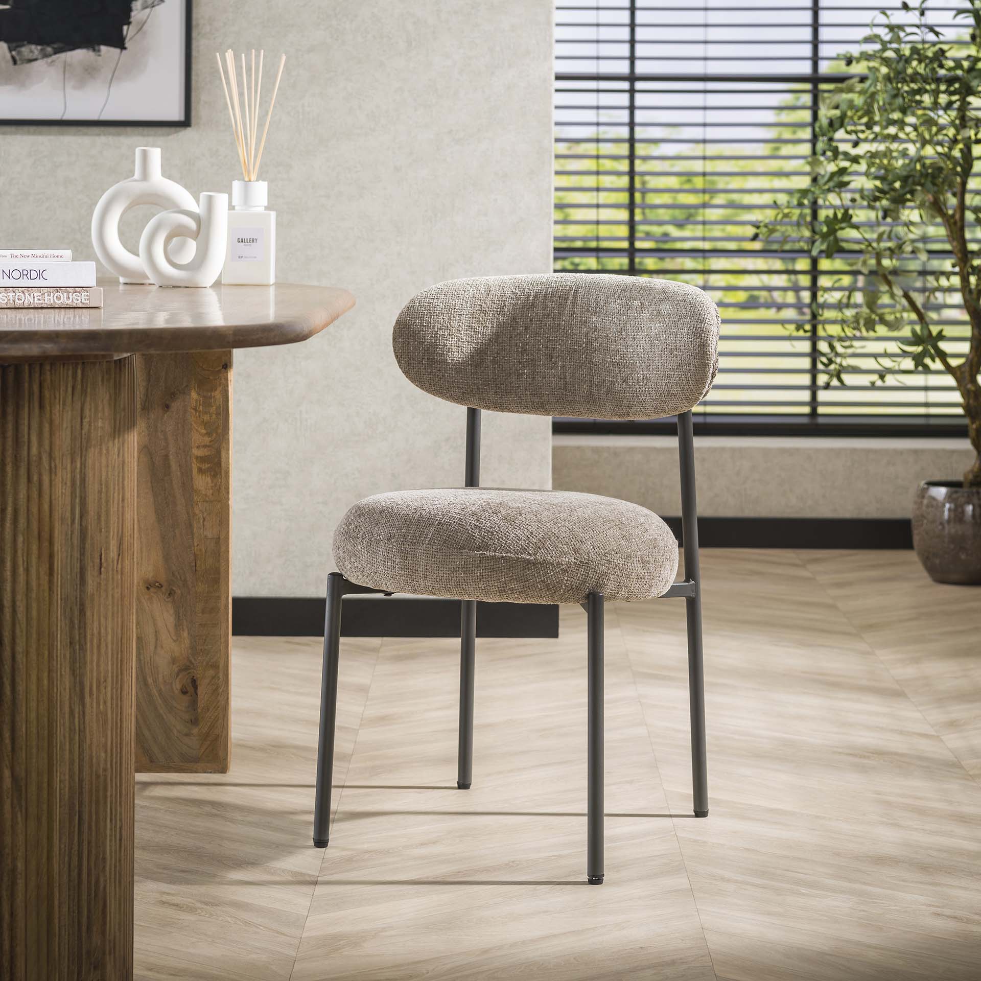 Stuhl – Velora Grace – Tissee cargo sandfarbe