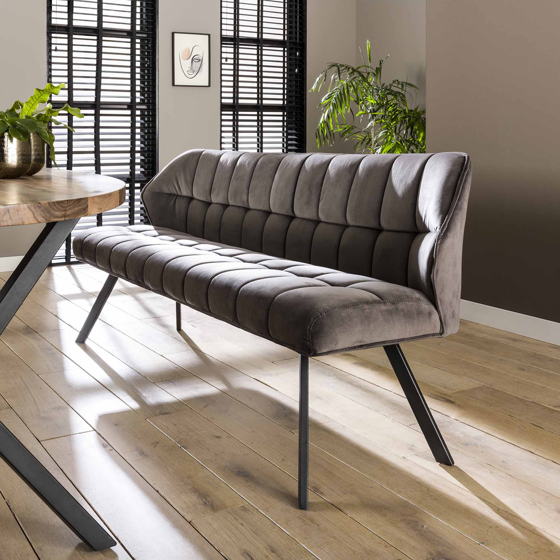 Bank – Velora Studio – Anthrazit velvet