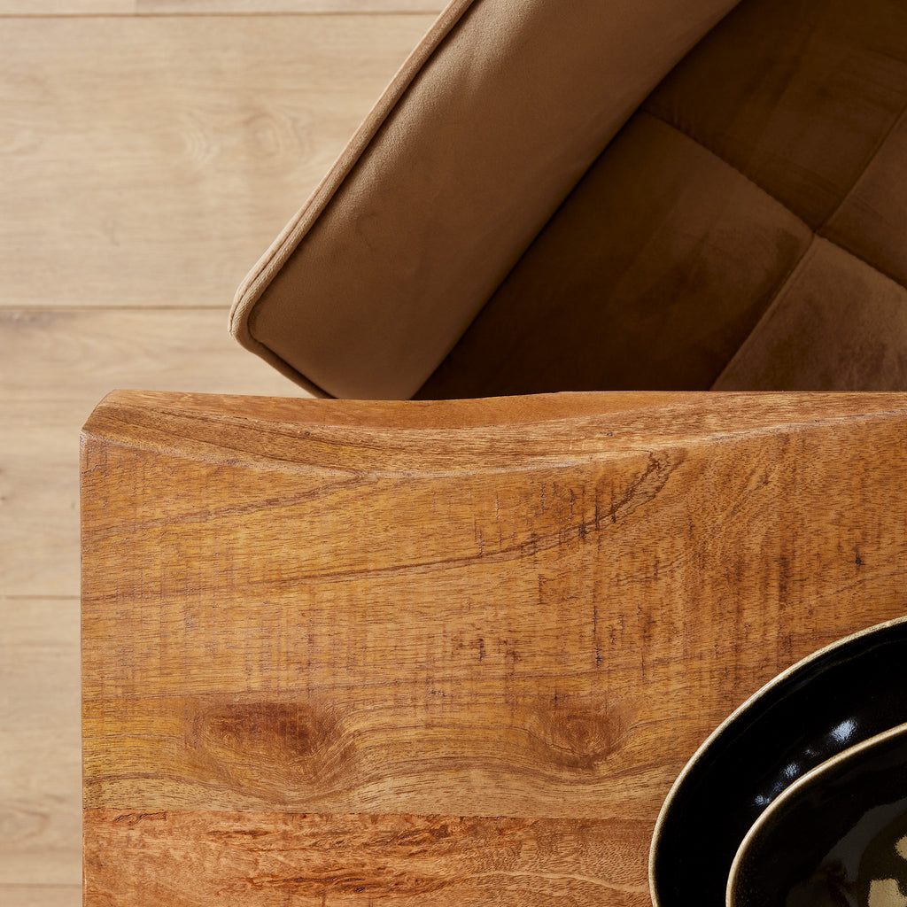 Esstisch Baltimore – Baumstammtisch aus Mangoholz & Metall, Unikat mit Naturstreifen, 160 x 90 x 76 cm