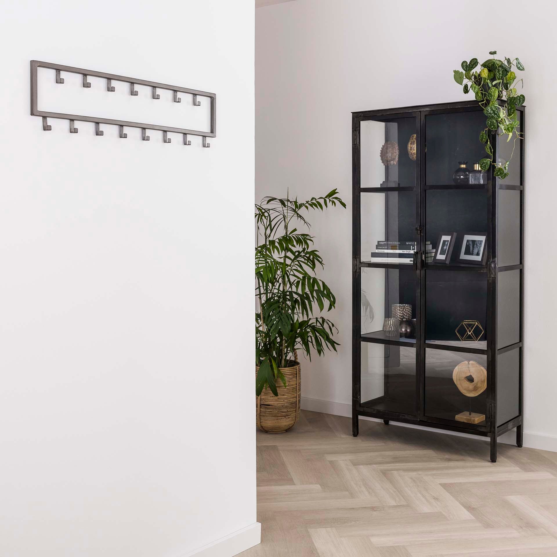 Garderobe – Calda Hue – Silber-Finish