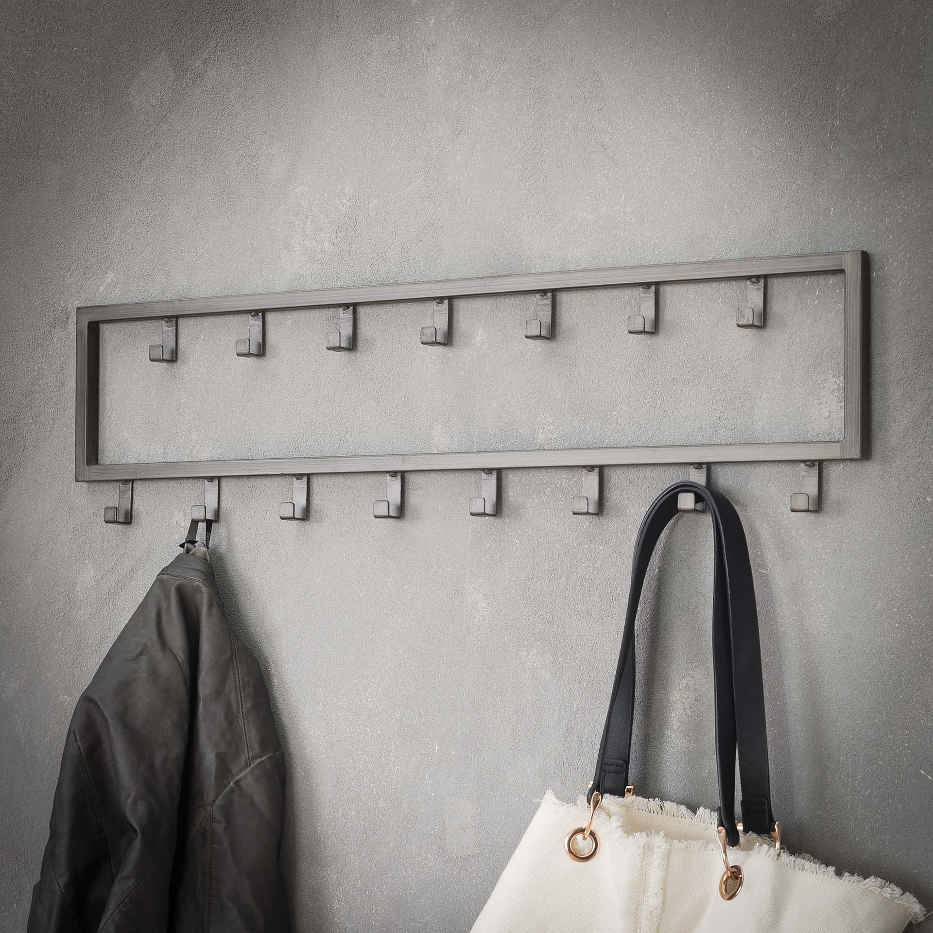 Garderobe – Calda Hue – Silber-Finish