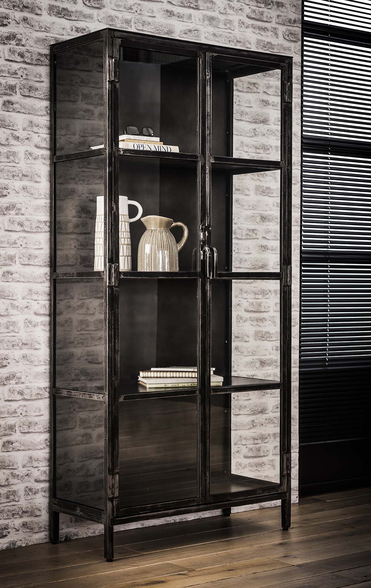 Vitrine – Evo Living – Gun metal