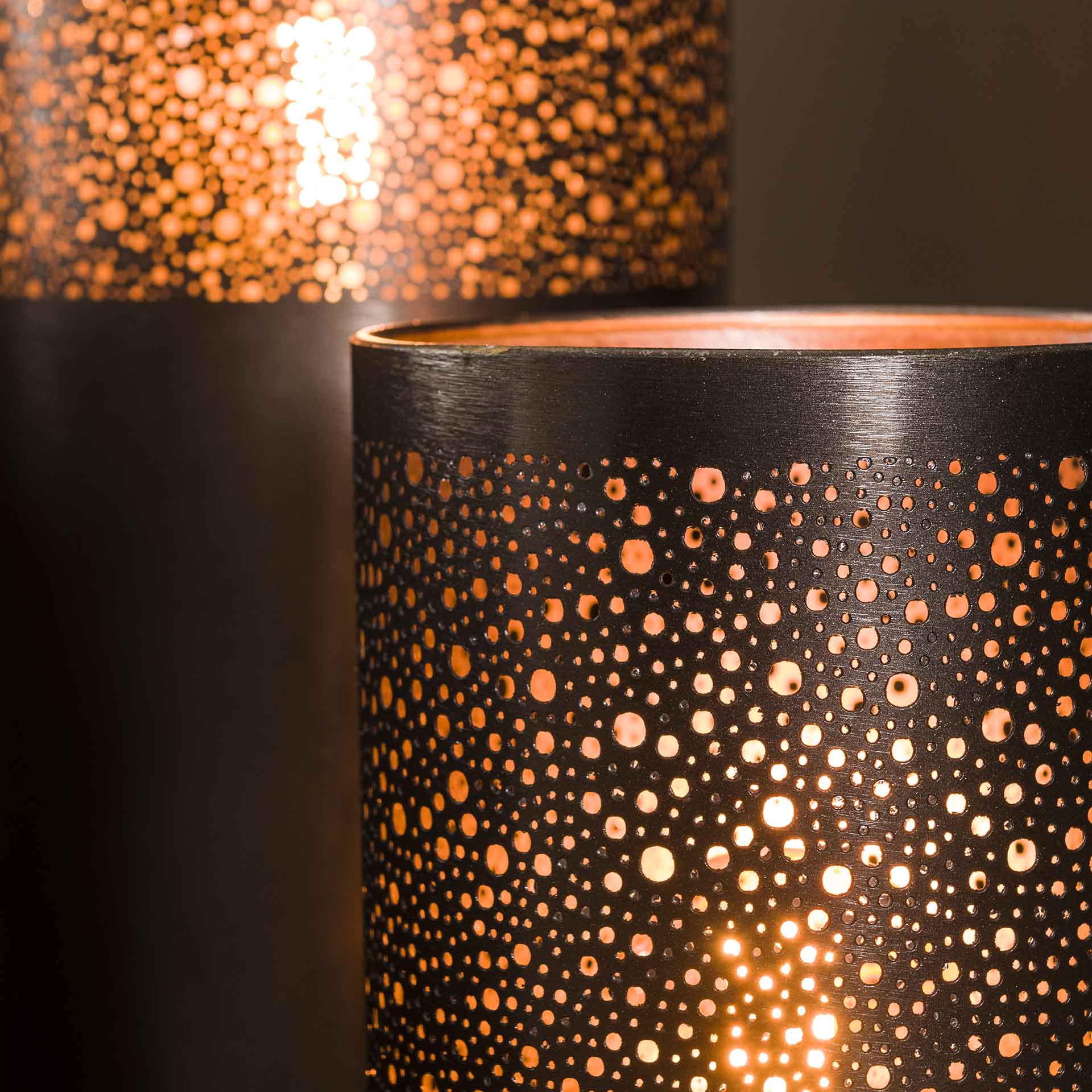 Stehleuchte – Linea Living – Schwarz Nickel