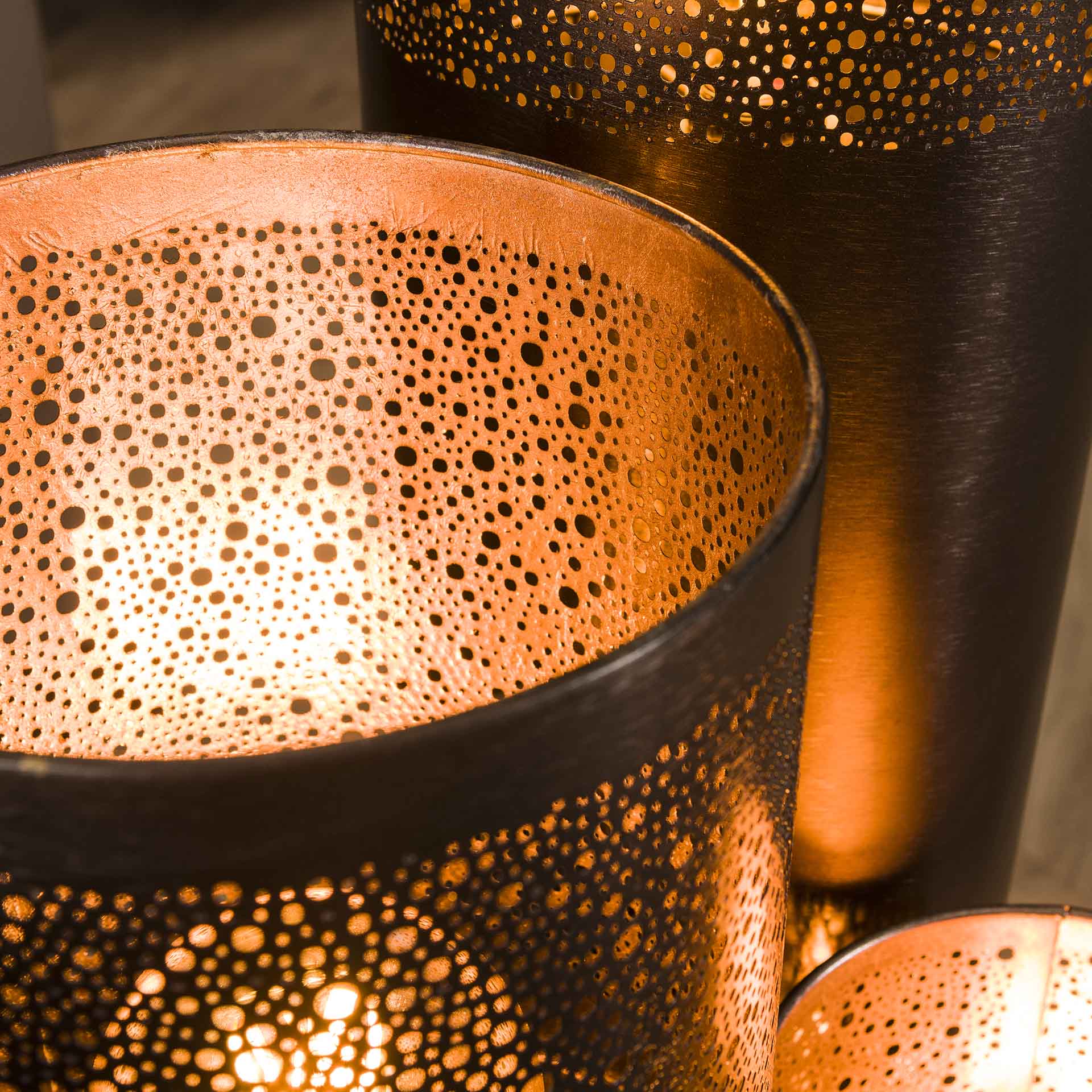 Stehleuchte – Linea Living – Schwarz Nickel