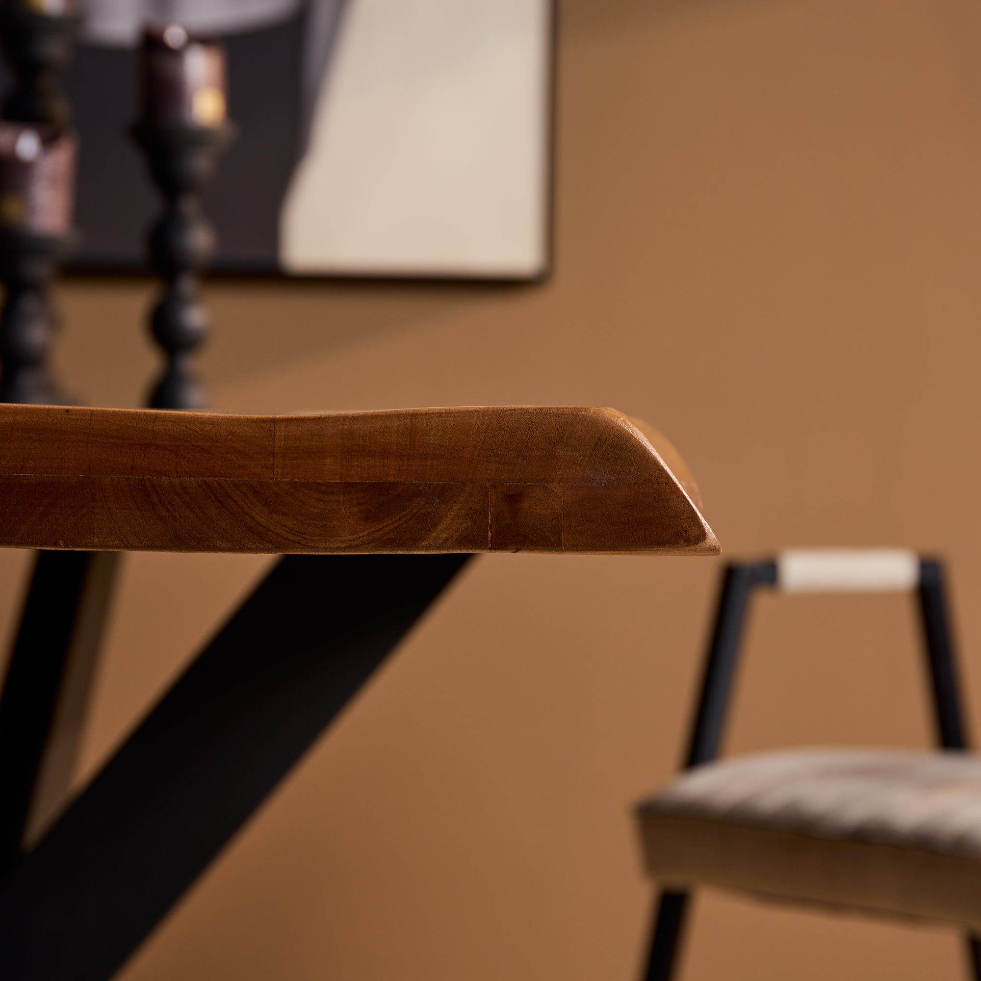 Esstisch Baltimore Natur 200x100x76 cm – Baumkante Mango Massivholz Tisch mit 6 cm Platte & Matrixgestell aus Metall | | Unikat mit Baumkante