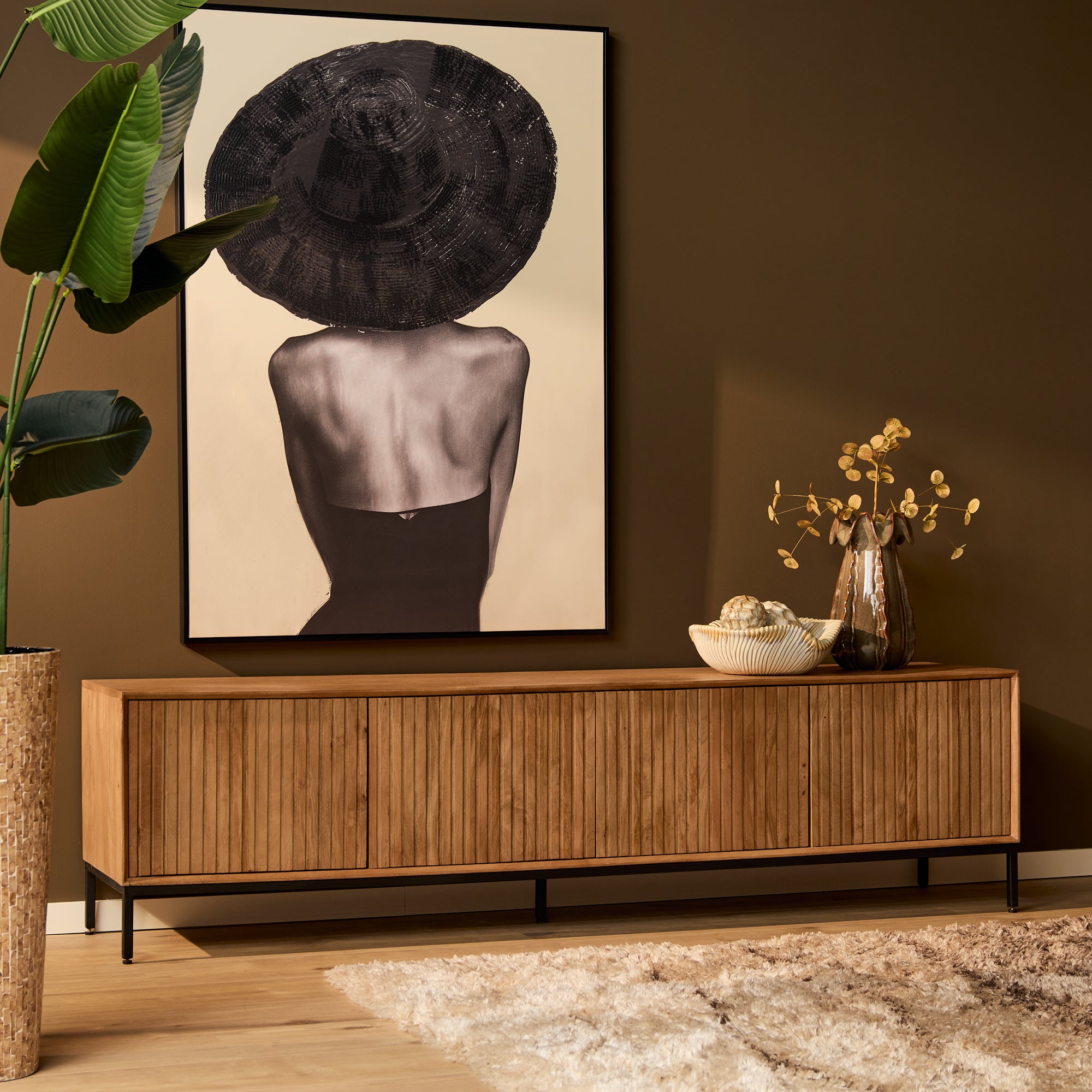 TV-Board Mandy Natur – Mangoholz mit Lamellenfront & Push-to-Open, 210 x 45 x 55 cm