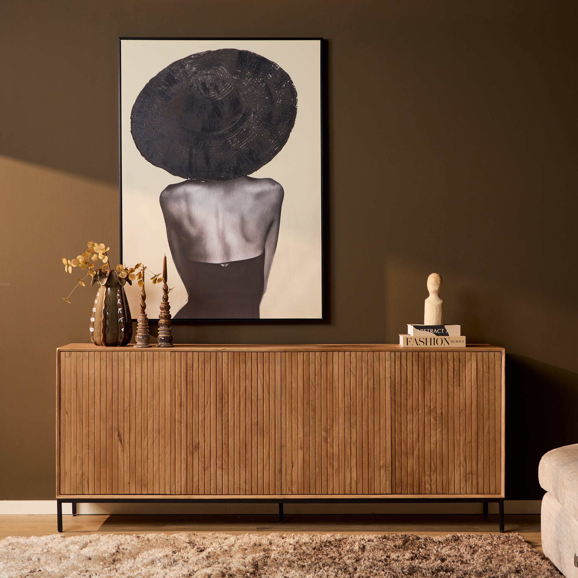 Sideboard Mandy Natur 210x45x85 cm – moderne Mangoholz Kommode mit Lamellenfront & Push-to-Open