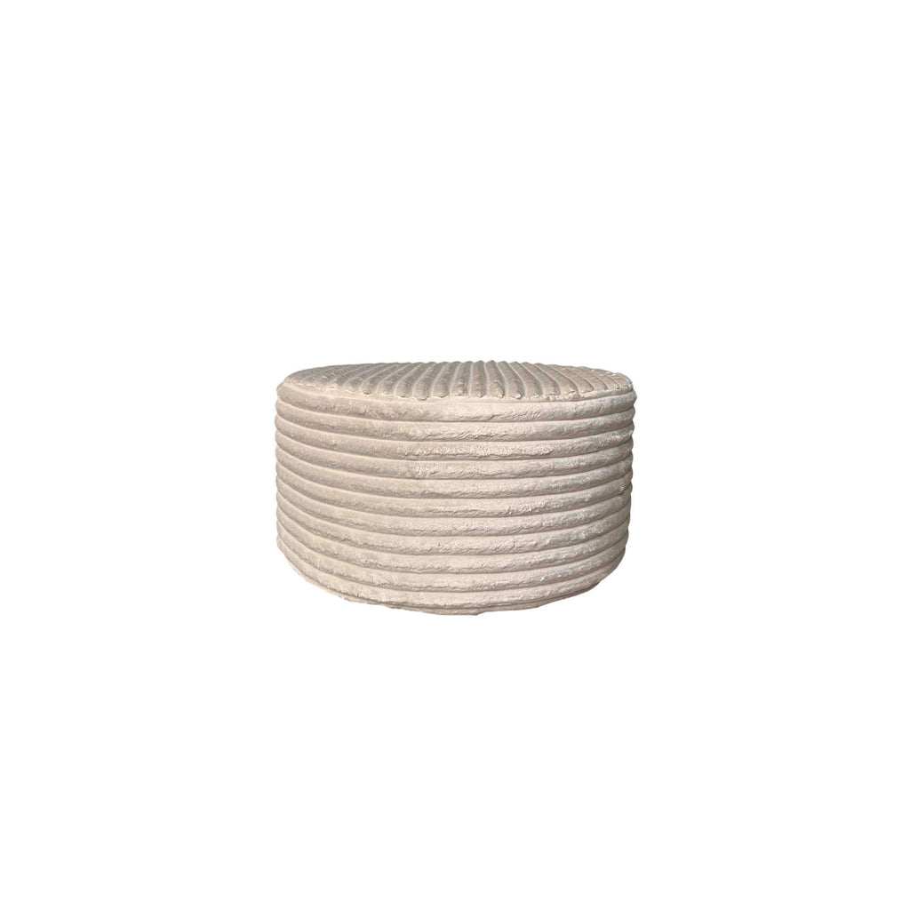 Runder Hocker MeinLieblingsplatz Beige – Pouf mit Rippenmuster, 60 x 60 x 32 cm
