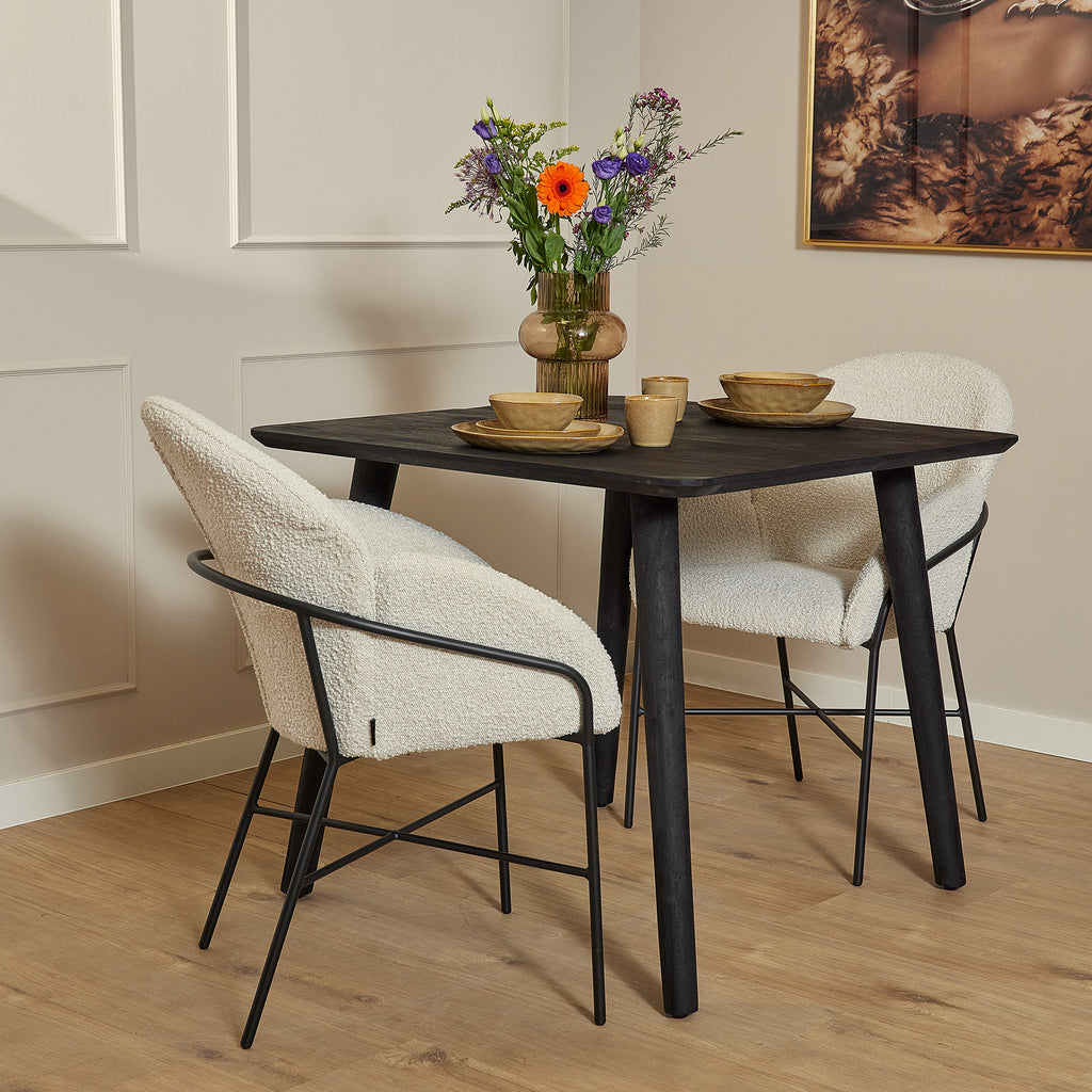 Esstisch Raven – Mangoholz mit schwarzen Designelementen, 90 x 90 x 76 cm