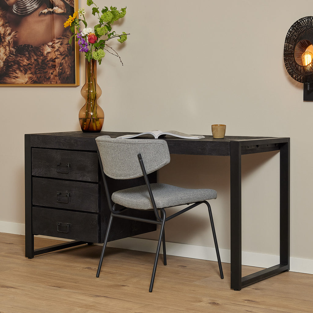 Schreibtisch Bori Schwarz – Mangoholz & Metall, 145 x 58 x 74 cm, 3 Schubladen, modernes Home-Office Design