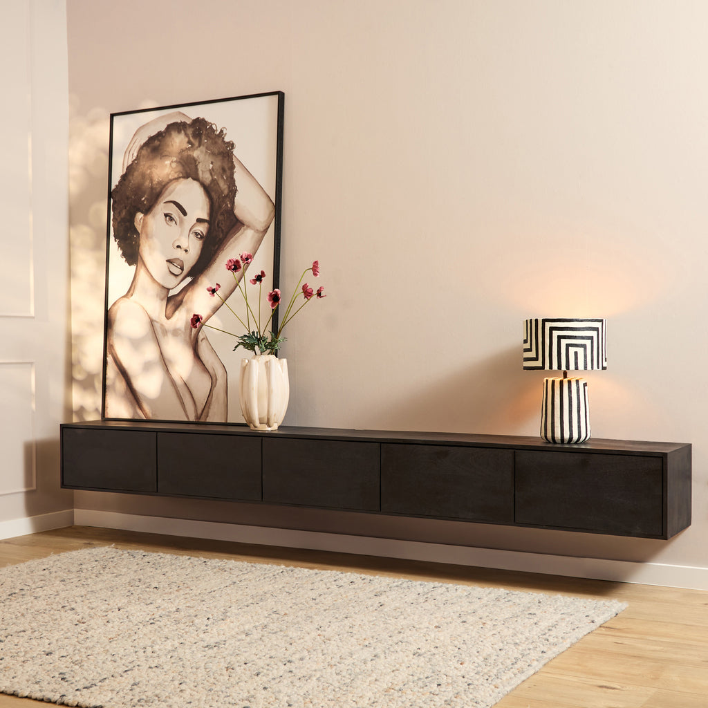 TV-Board Focus Schwarz – Schwebendes Lowboard aus Mangoholz mit Push-to-Open, 280 x 35 x 30 cm