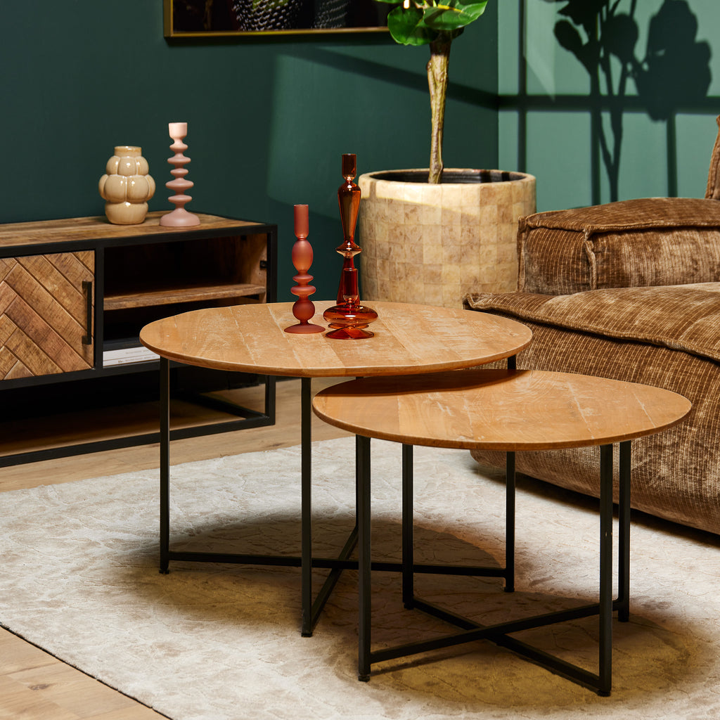 Couchtisch-Set Alora – Mangoholz & schwarzes Metallgestell, 2er-Set, Ø70/60 x 45/40 cm, modernes Design