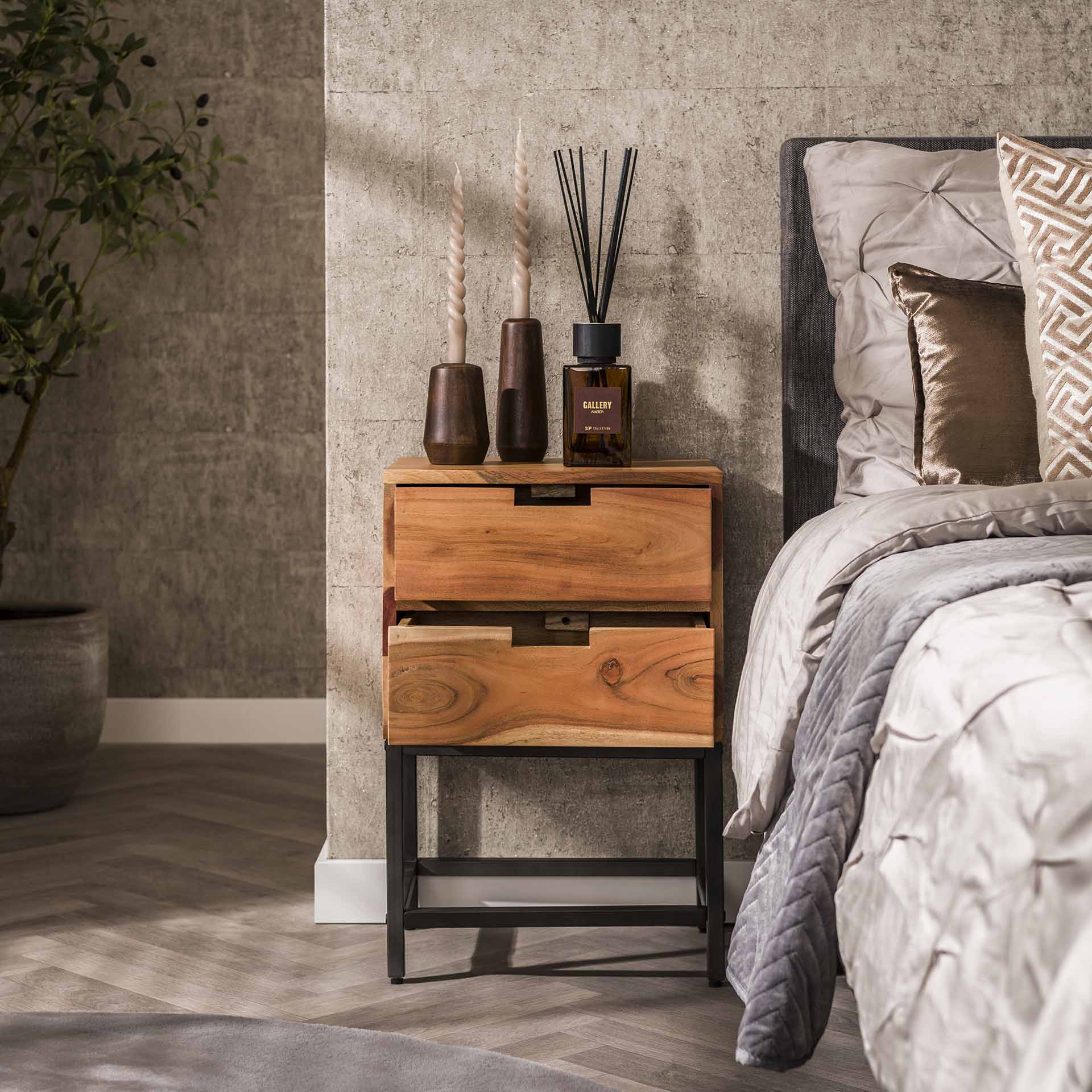Beistelltisch – Fiora Loft – Massivholz Akazie natur