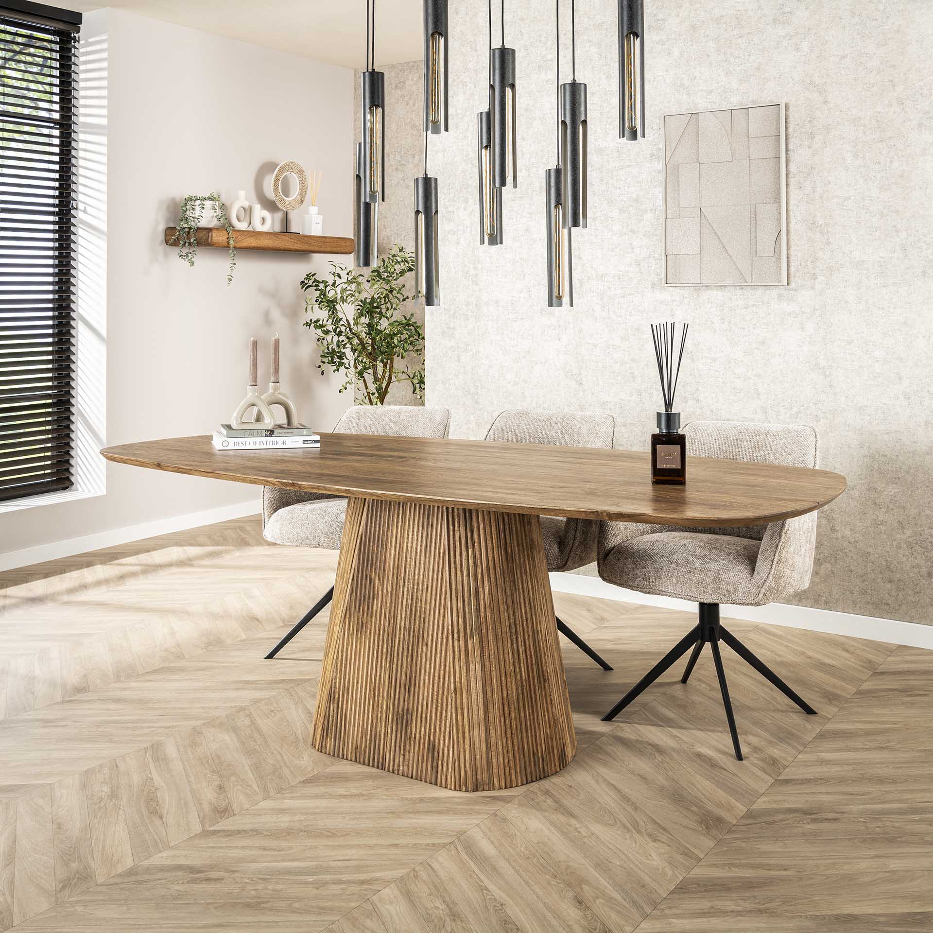 Esstisch Nuvino Centro 215x105x77 cm – sandfarbenes Mangoholz mit Wellenfuß für 6–8 Personen