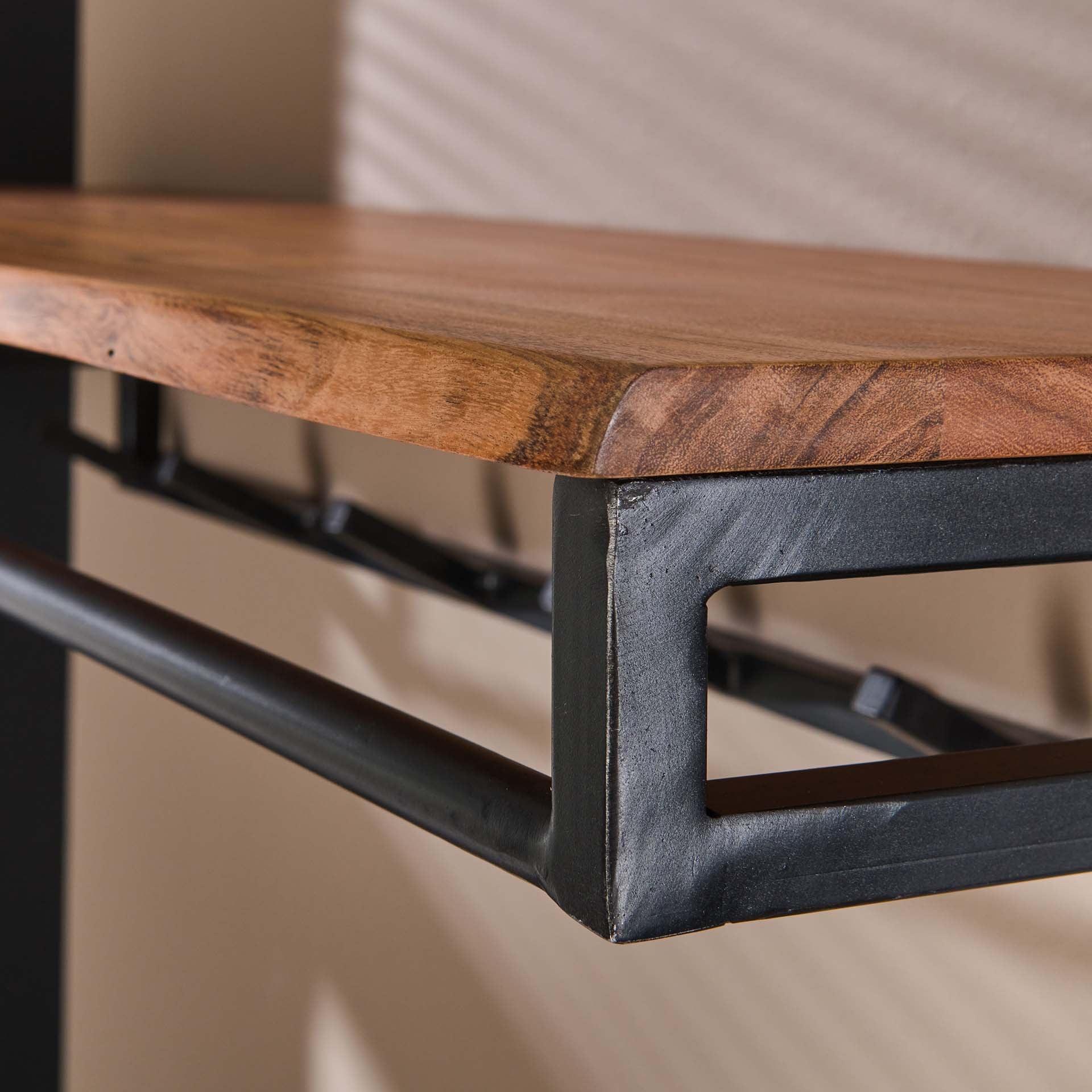 Garderobe – Calda Modern – Massivholz Akazie natur