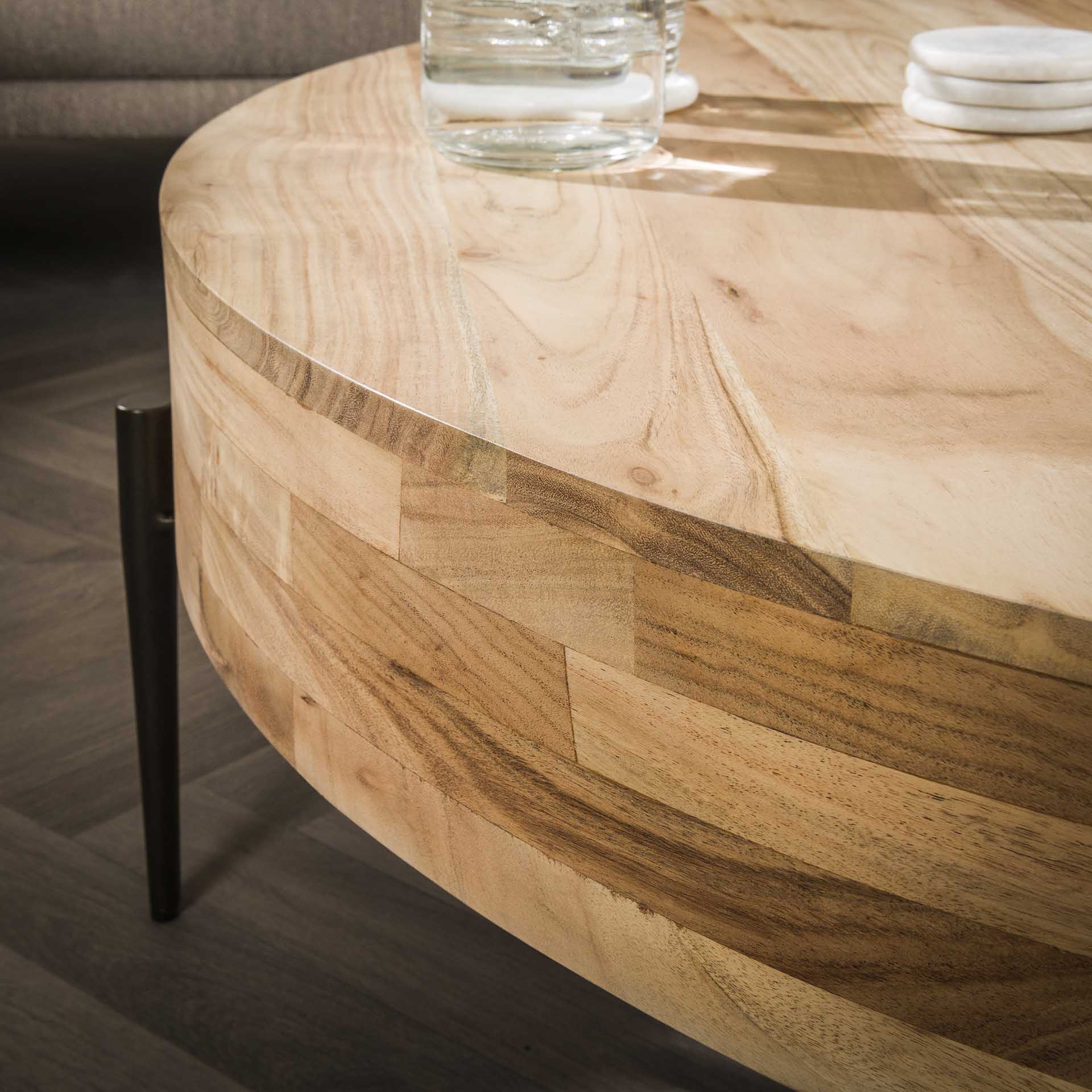 Couchtisch Bulky Ø120 cm – runder Wohnzimmertisch aus massivem Akazienholz mit dunkelgrauen Metallbeinen, 35 cm Höhe