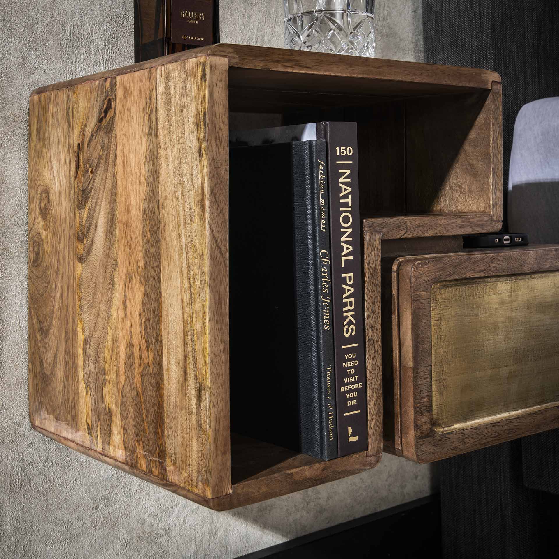 Beistelltisch – Lumina Forma – Massivholz Mango Sandfarbe