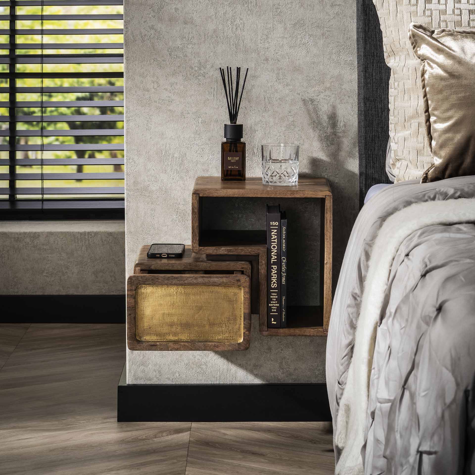 Beistelltisch – Lumina Forma – Massivholz Mango Sandfarbe