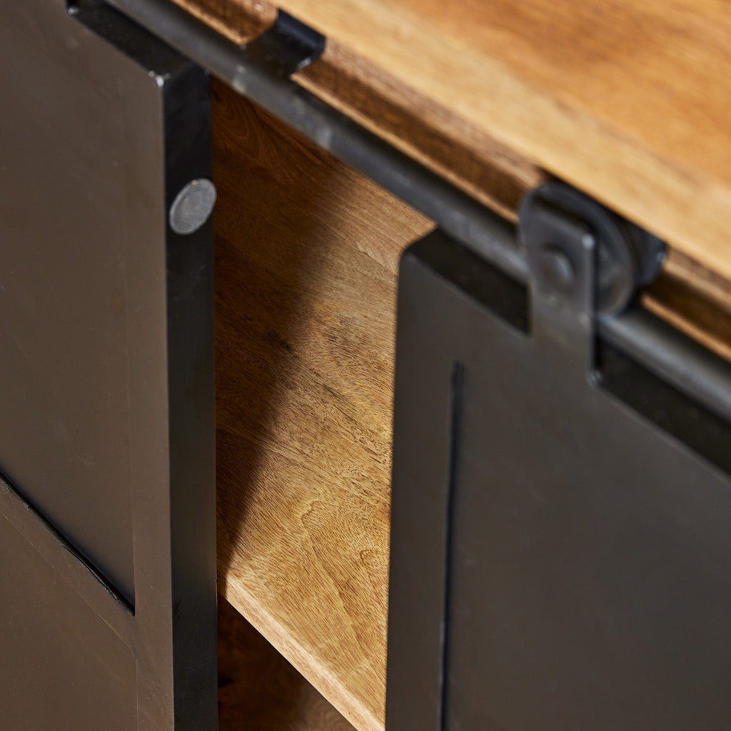 Sideboard Loop Natur/Schwarz – Kommode aus Mangoholz mit schwarzem Metallgestell, 200 x 45 x 90 cm, modern & robust