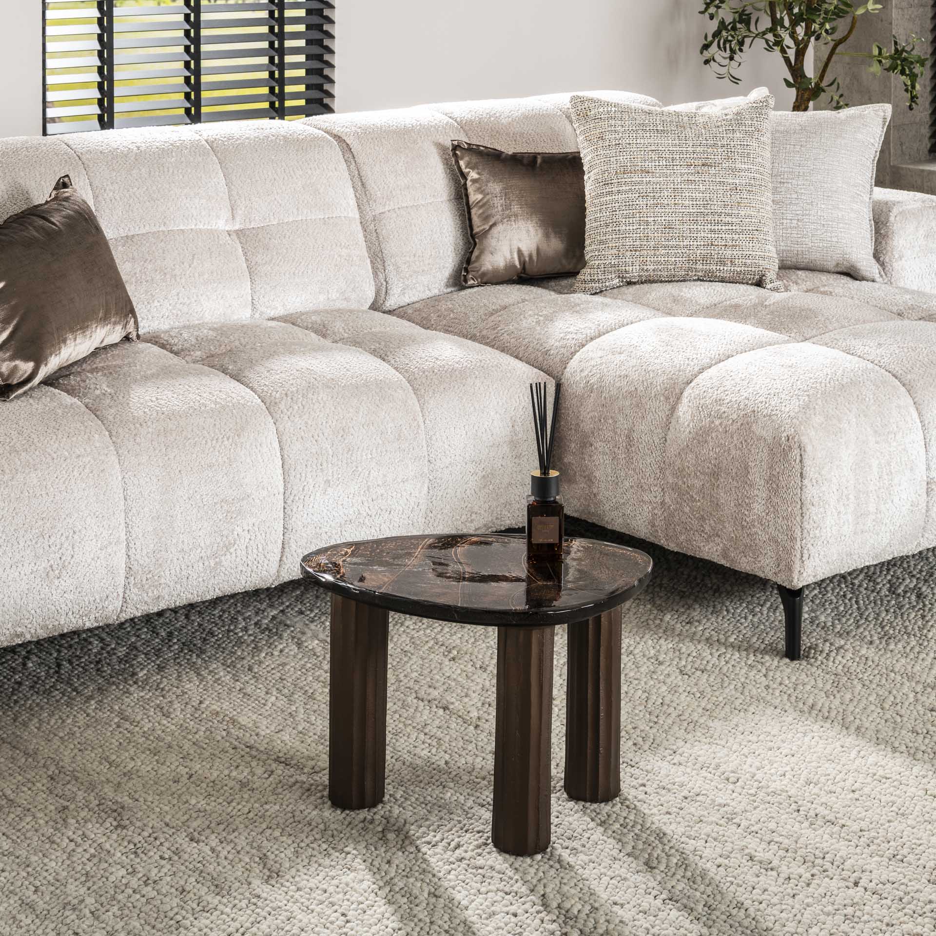Couchtisch Ondaro S – Glastisch mit gezogenem Glas & Metallgestell in Antikkupfer, 51 x 37 x 35 cm