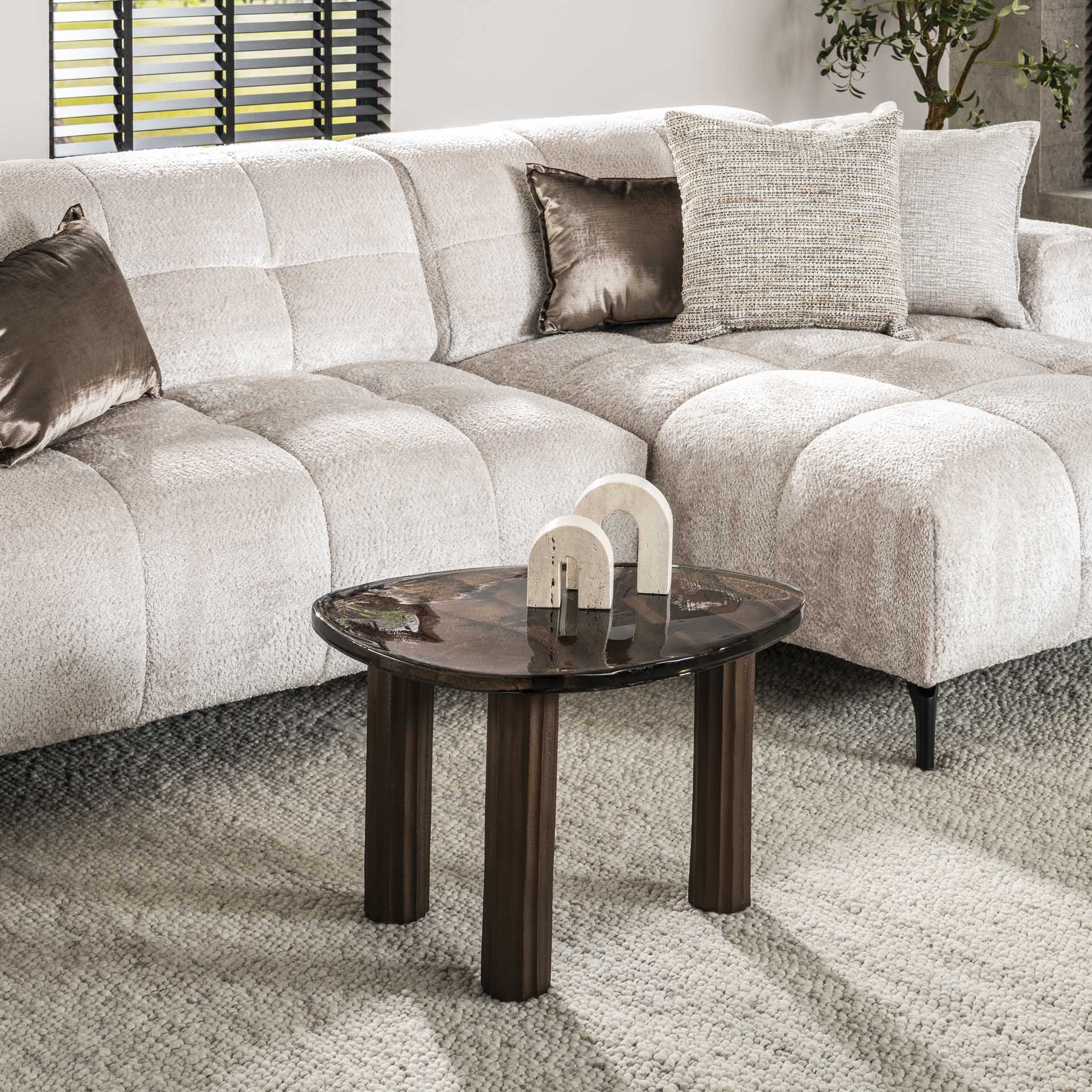 Couchtisch Ondaro M – Glastisch mit gezogenem Glas & Metallgestell in Antikkupfer, 62 x 45 x 40 cm