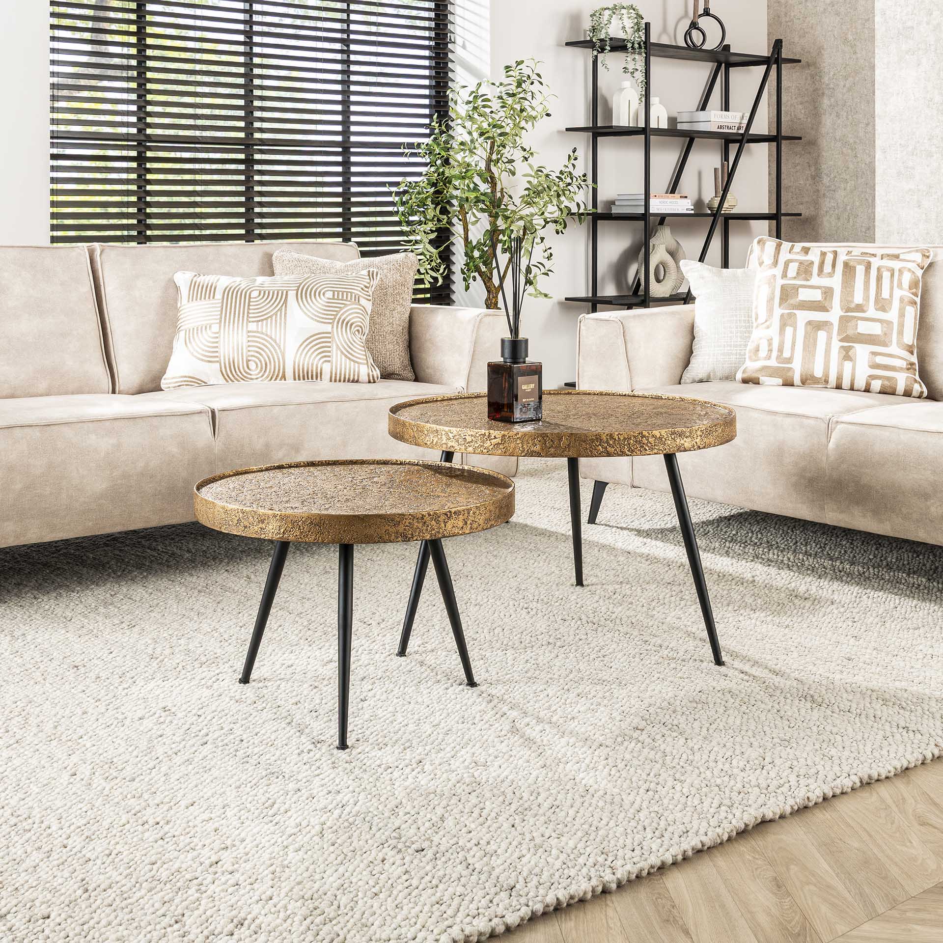 Couchtisch-Set Cirano – 2er-Set runde Tische mit aufrechtem Rand in Antik Bronze, Metall-Design, Ø74 x 50 cm