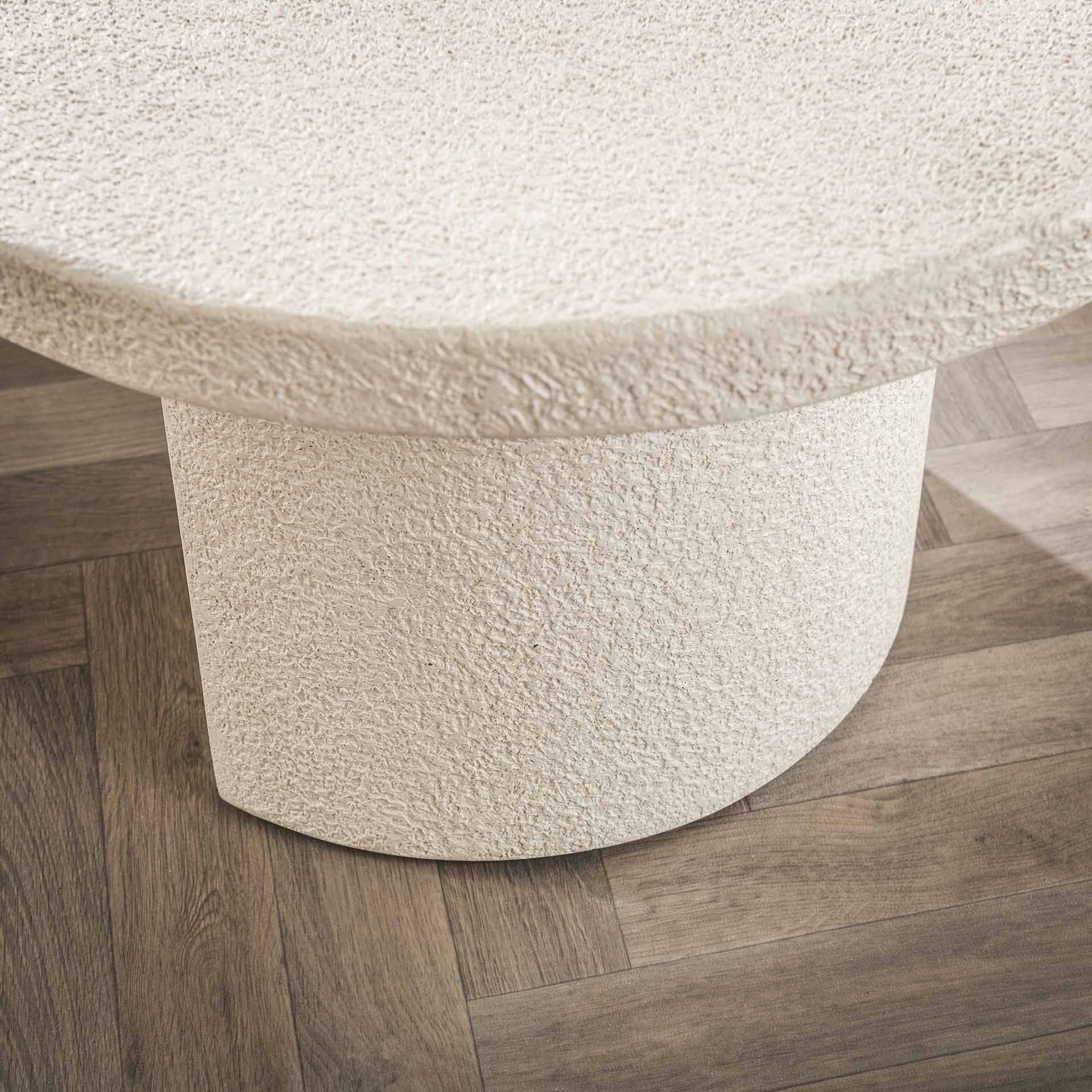 Couchtisch Arcano – Marmorkomposit Tisch mit halbmondförmigen Säulenbeinen, modernes Design, 150 x 65 x 40 cm