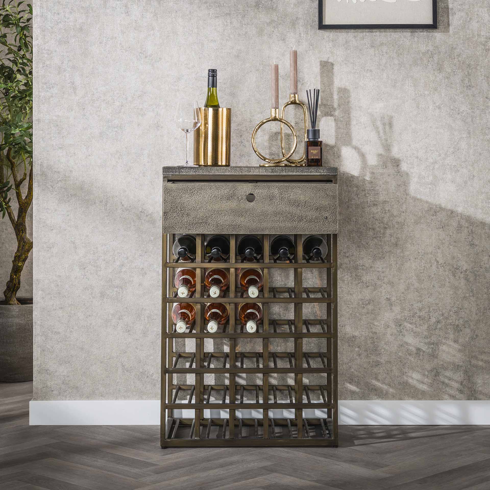 Weinschrank Enoteca – Metall mit handwerklichem Ferro-Finish, 1 Schublade & Stauraum für Weinflaschen, 54 x 35 x 85 cm
