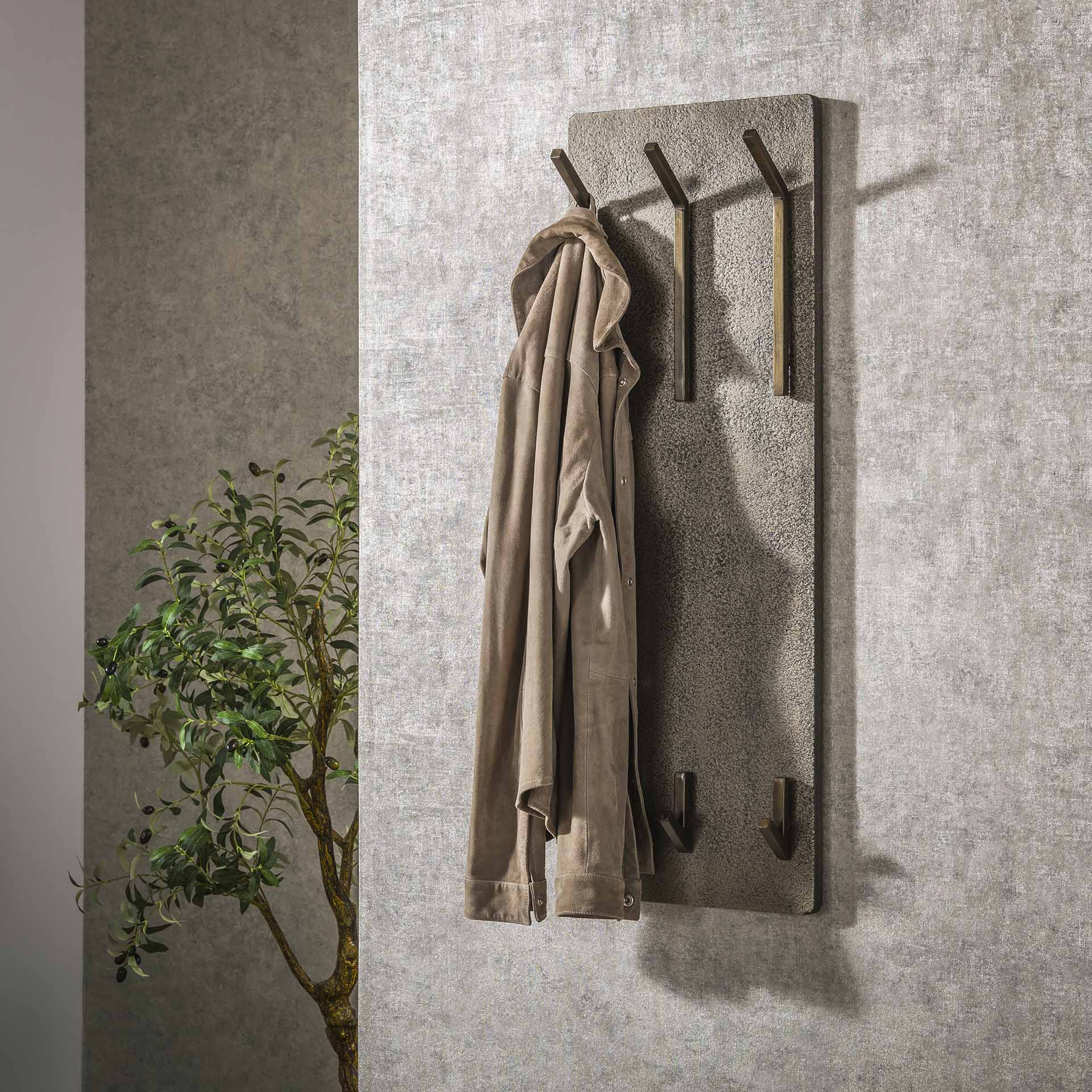 Garderobe – Linea Grace – Antike bronze