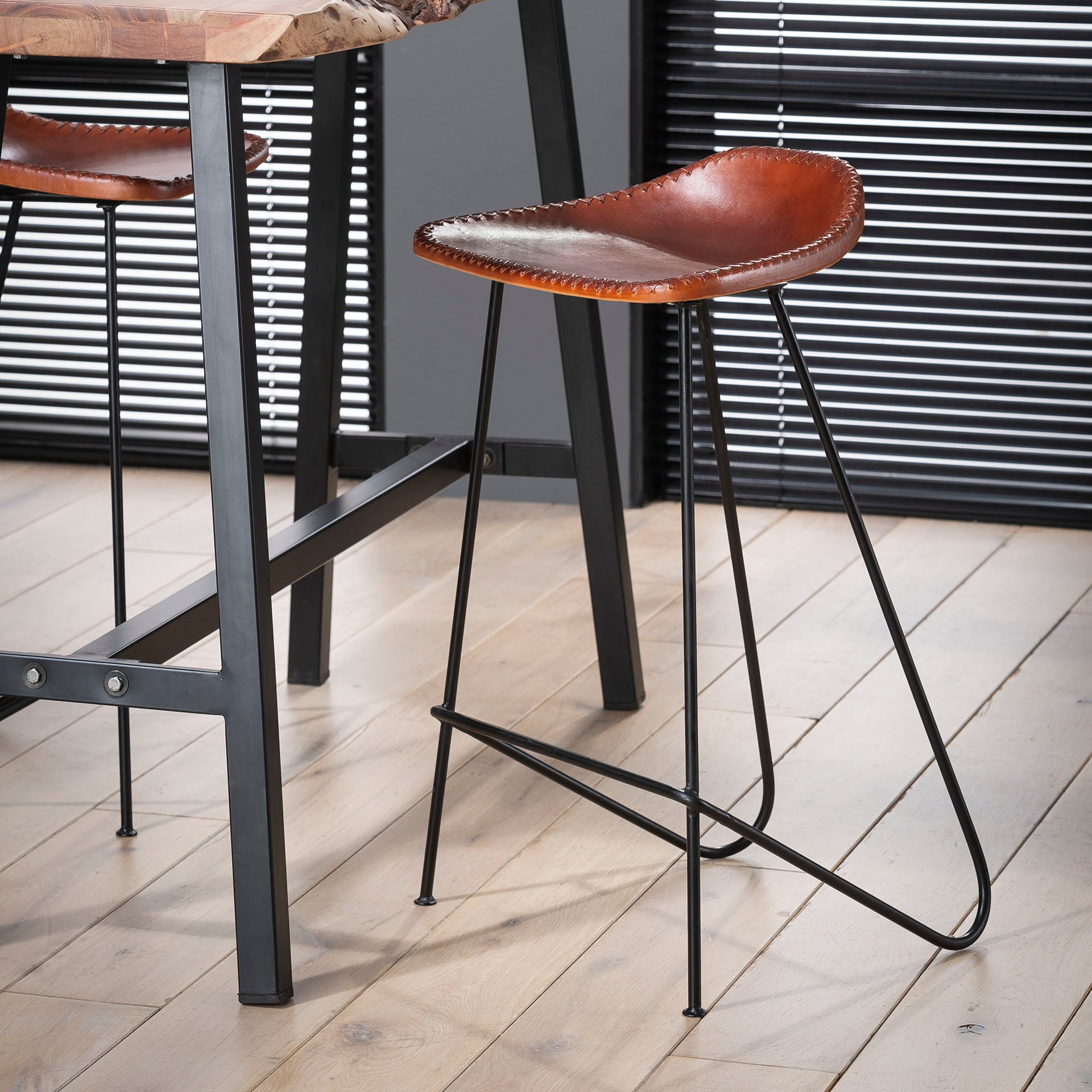Stuhl – Scalea Design – Leder – Braun