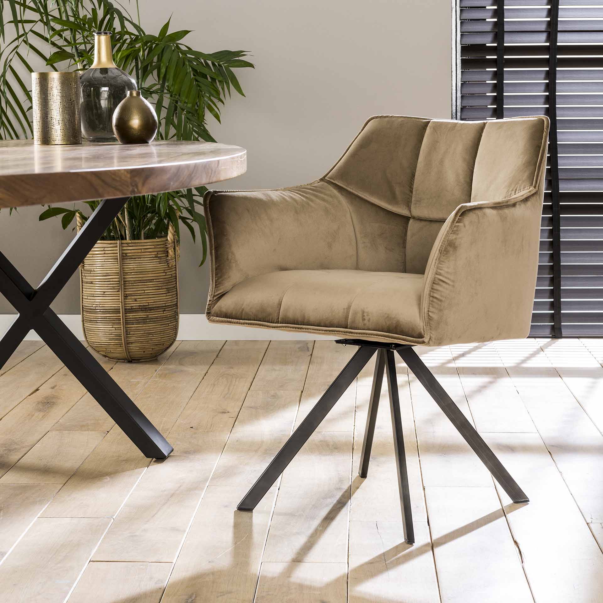 Stuhl – Aureo Prime – Champagner velvet
