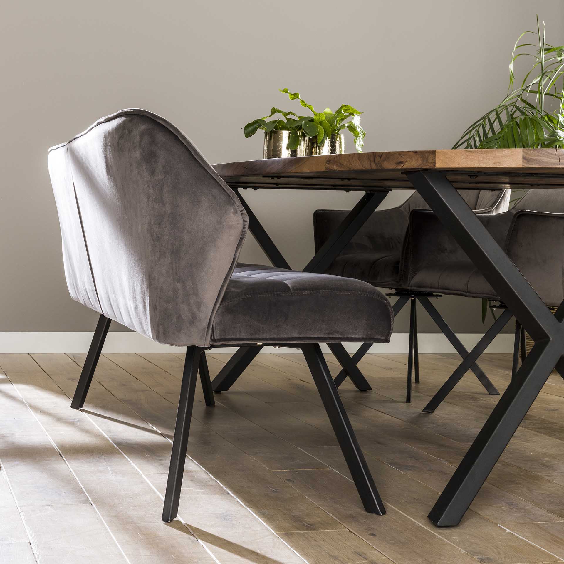 Bank – Velora Studio – Anthrazit velvet