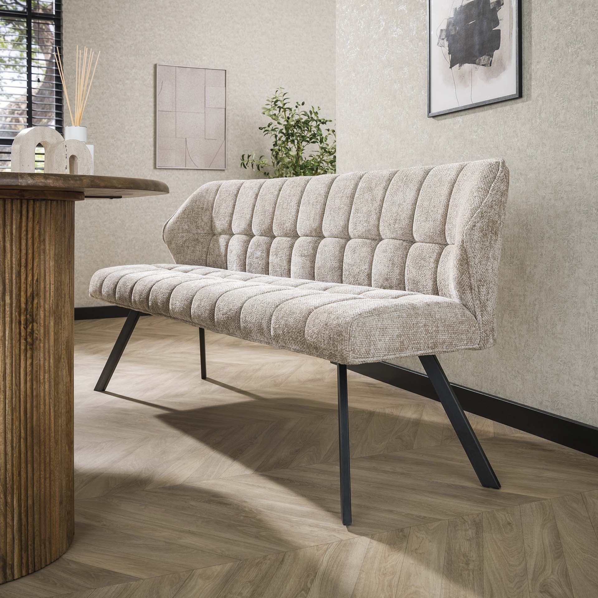 Bank – Velora Studio – Rich sandfarben