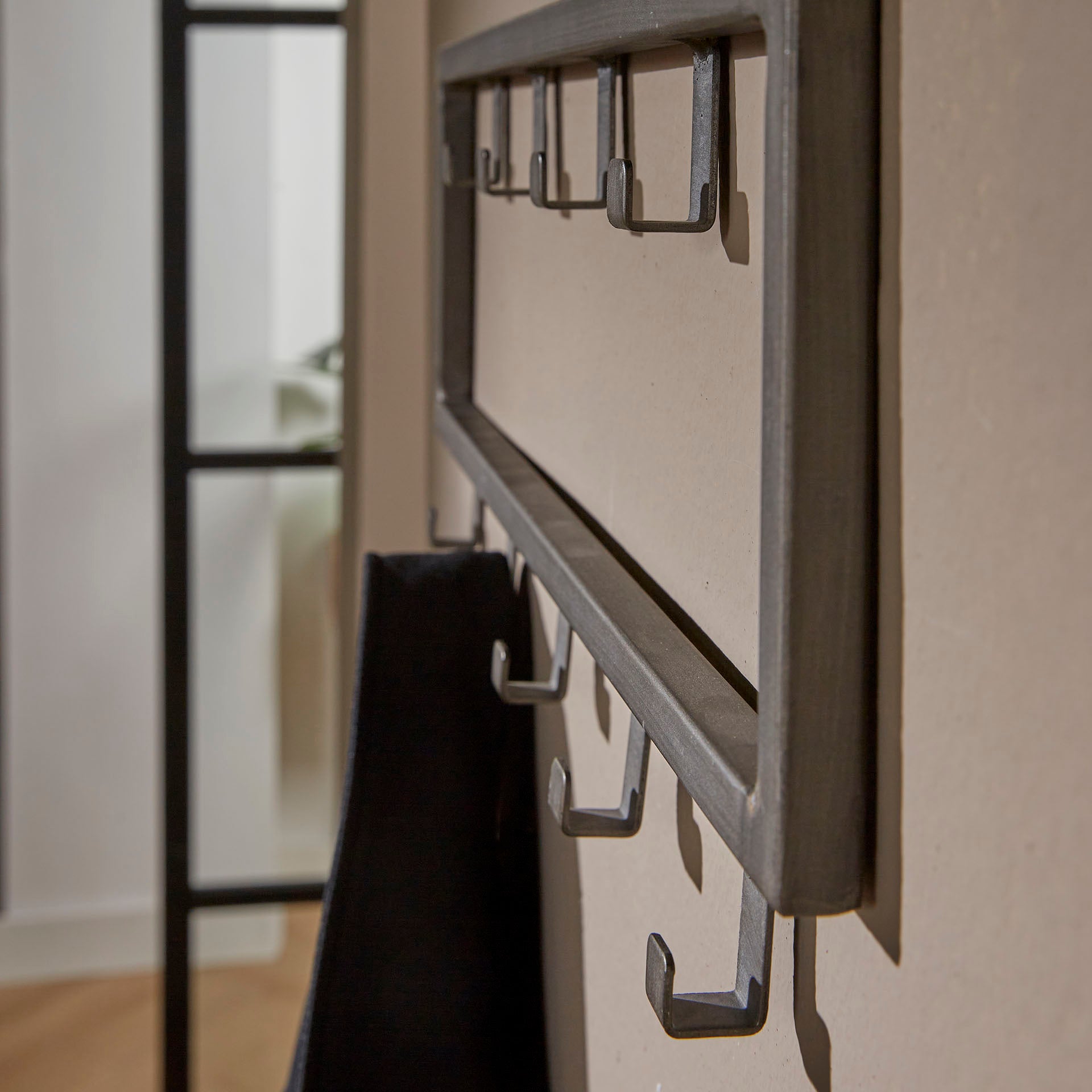 Garderobe – Evo Stone – Silber-Finish