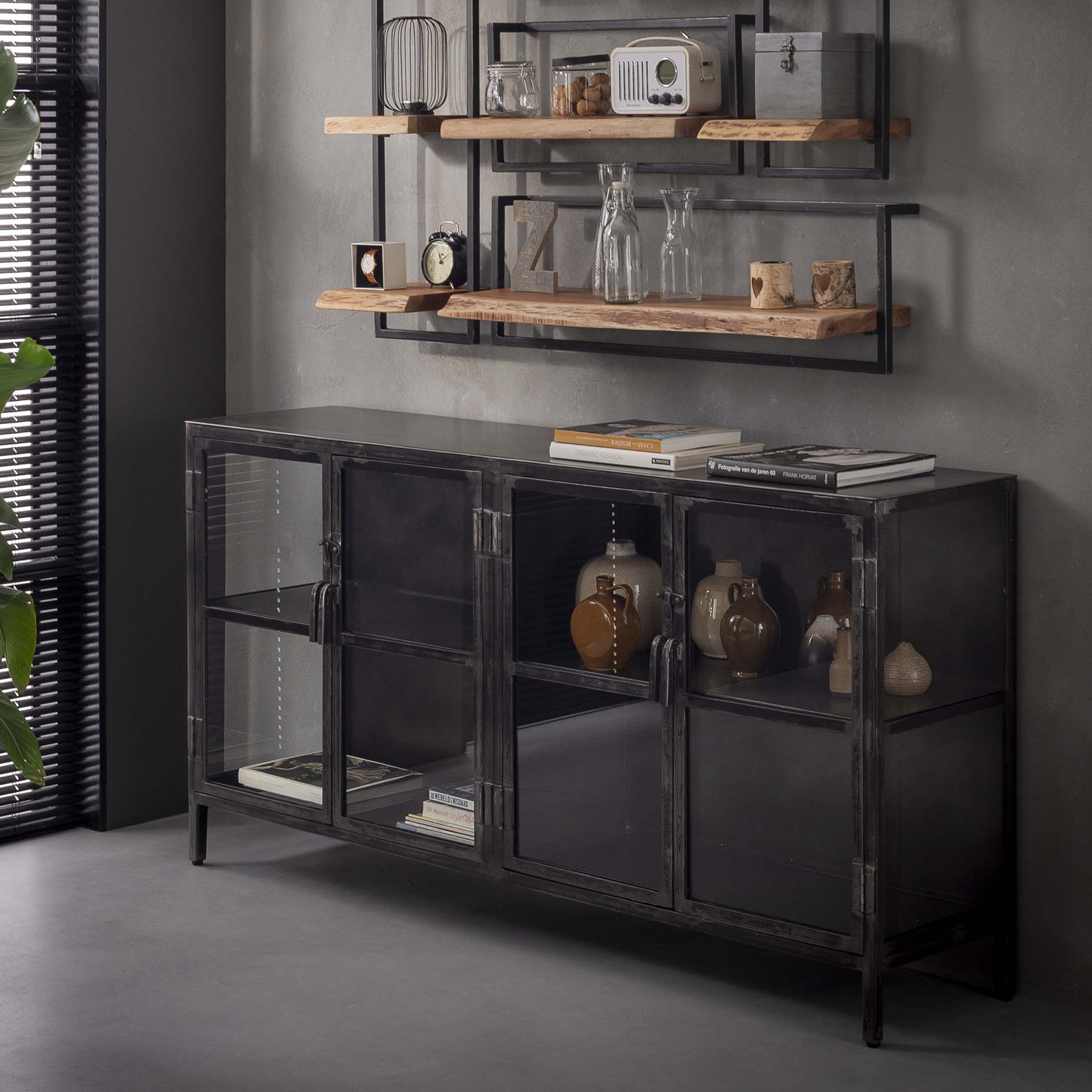 Sideboard Ferro – Metall & Glas mit 4 Glastüren & Einlegeboden, 180 x 40 x 92 cm