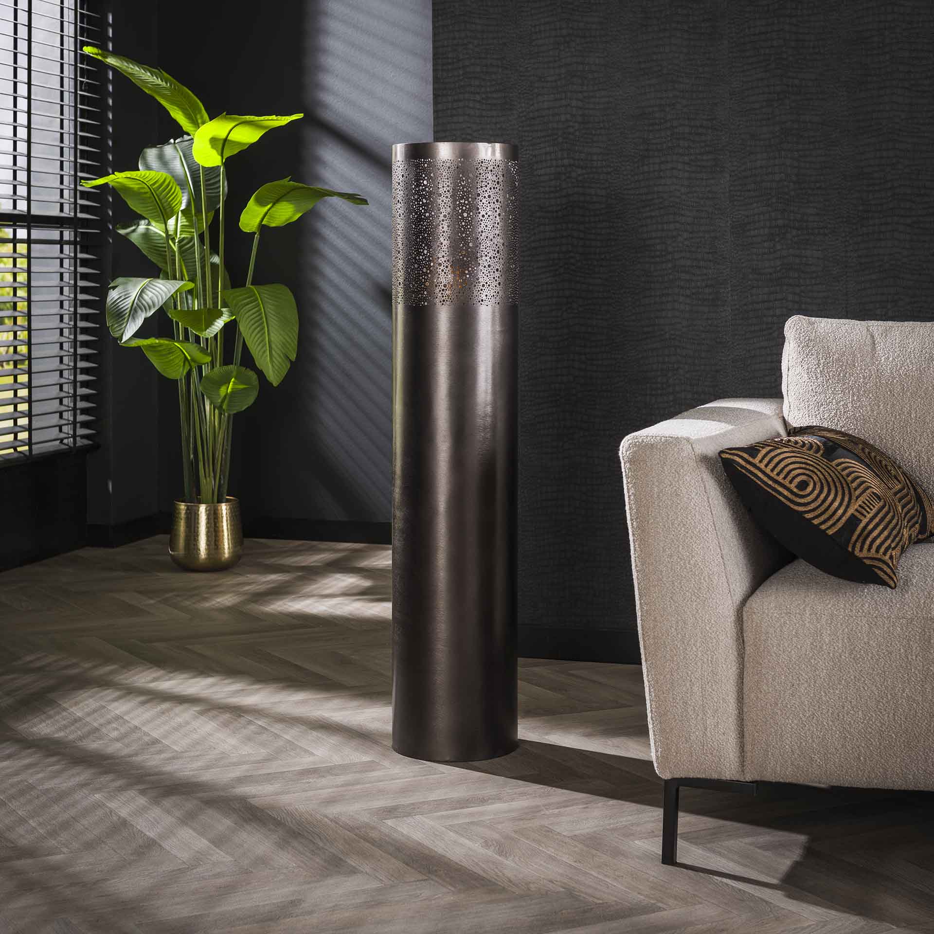 Stehleuchte – Linea Living – Schwarz Nickel